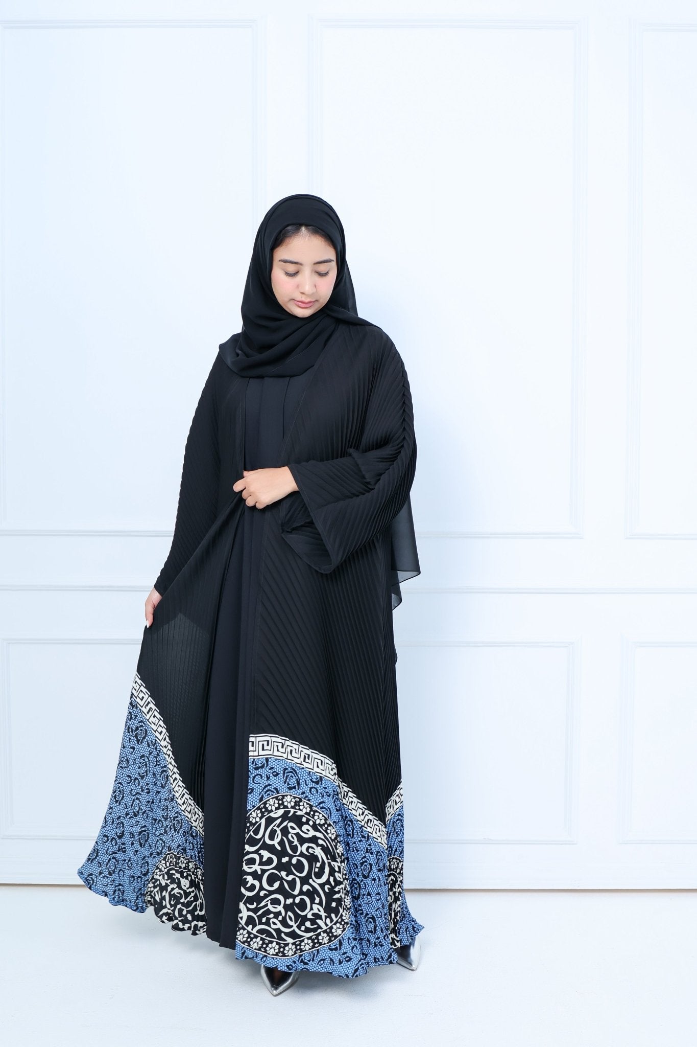 C - 2x2 - Pleated - Black - Abaya - 05