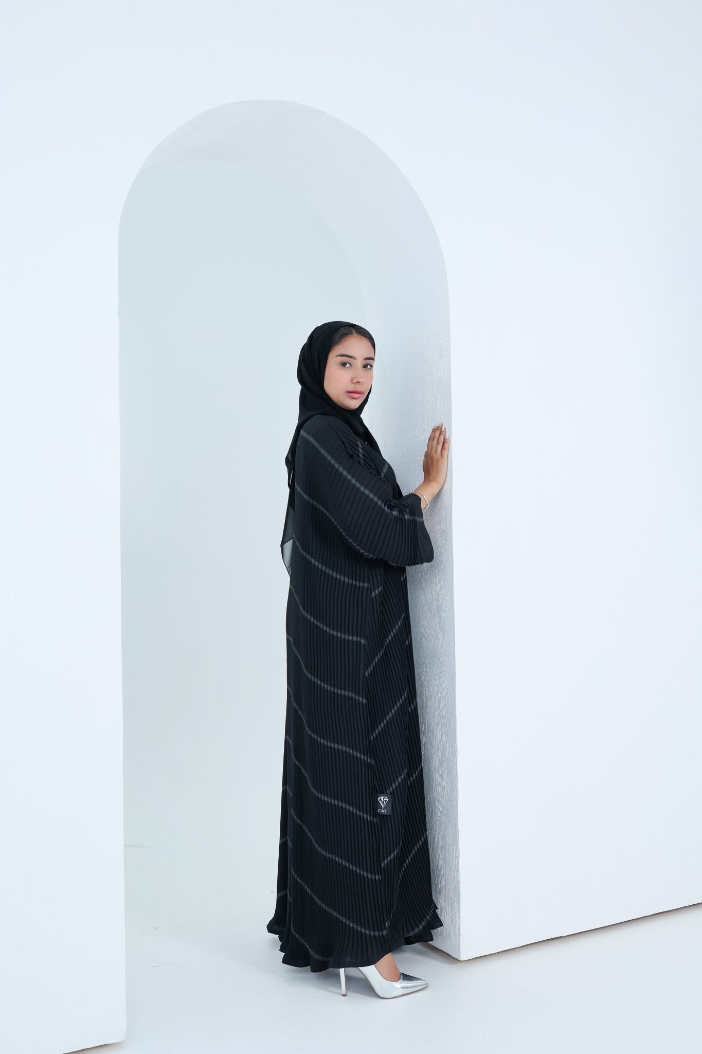 C - 2x2 - Pleated - Black - Abaya - 06