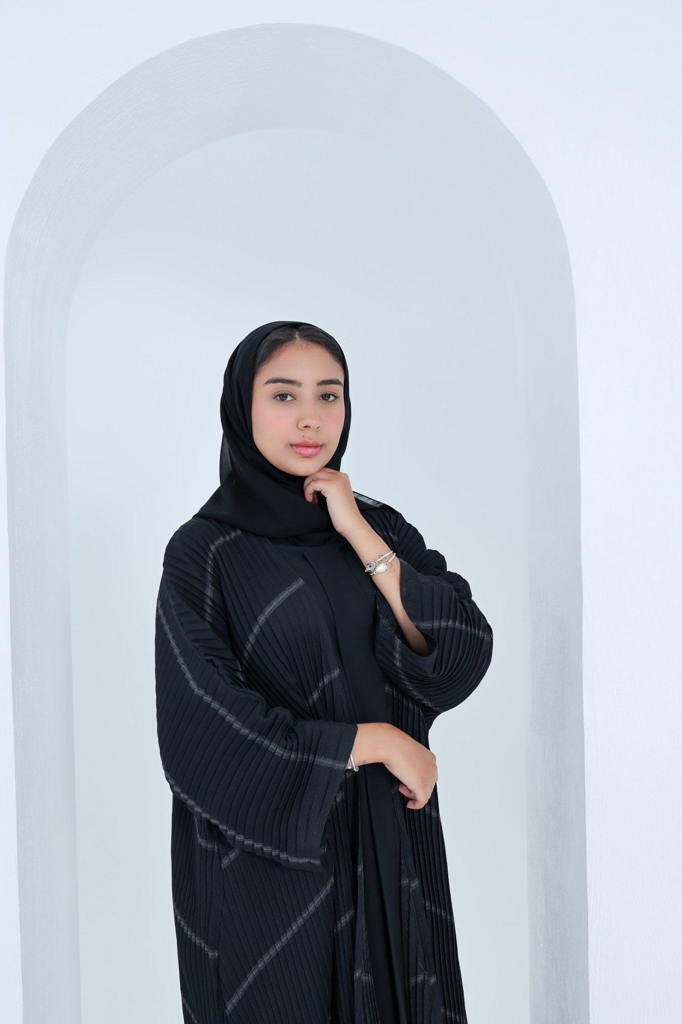 C - 2x2 - Pleated - Black - Abaya - 06