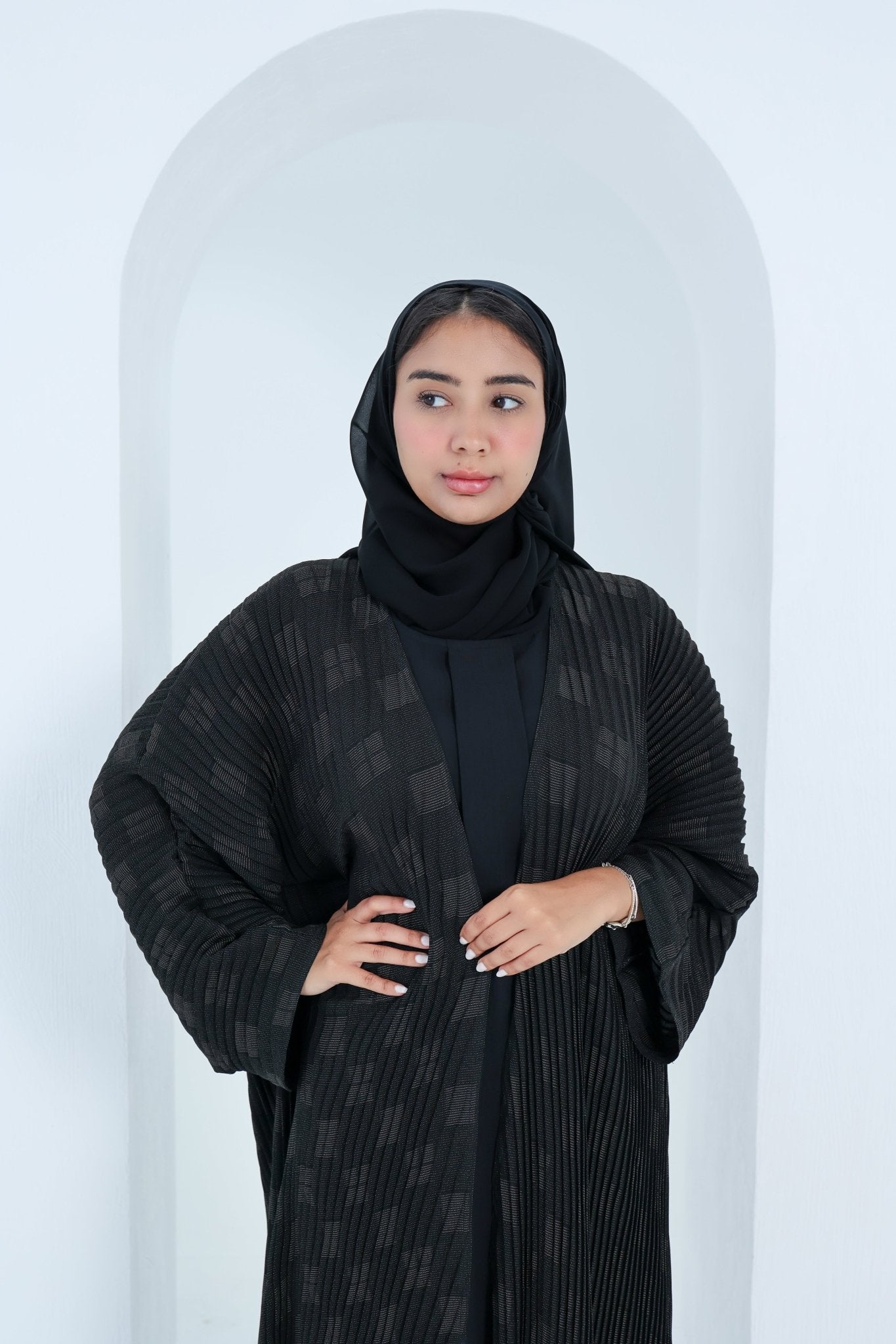 C - 2x2 - Pleated - Black - Abaya - 09