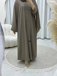 C 3D RTW Checks Beige Abaya - M / 59