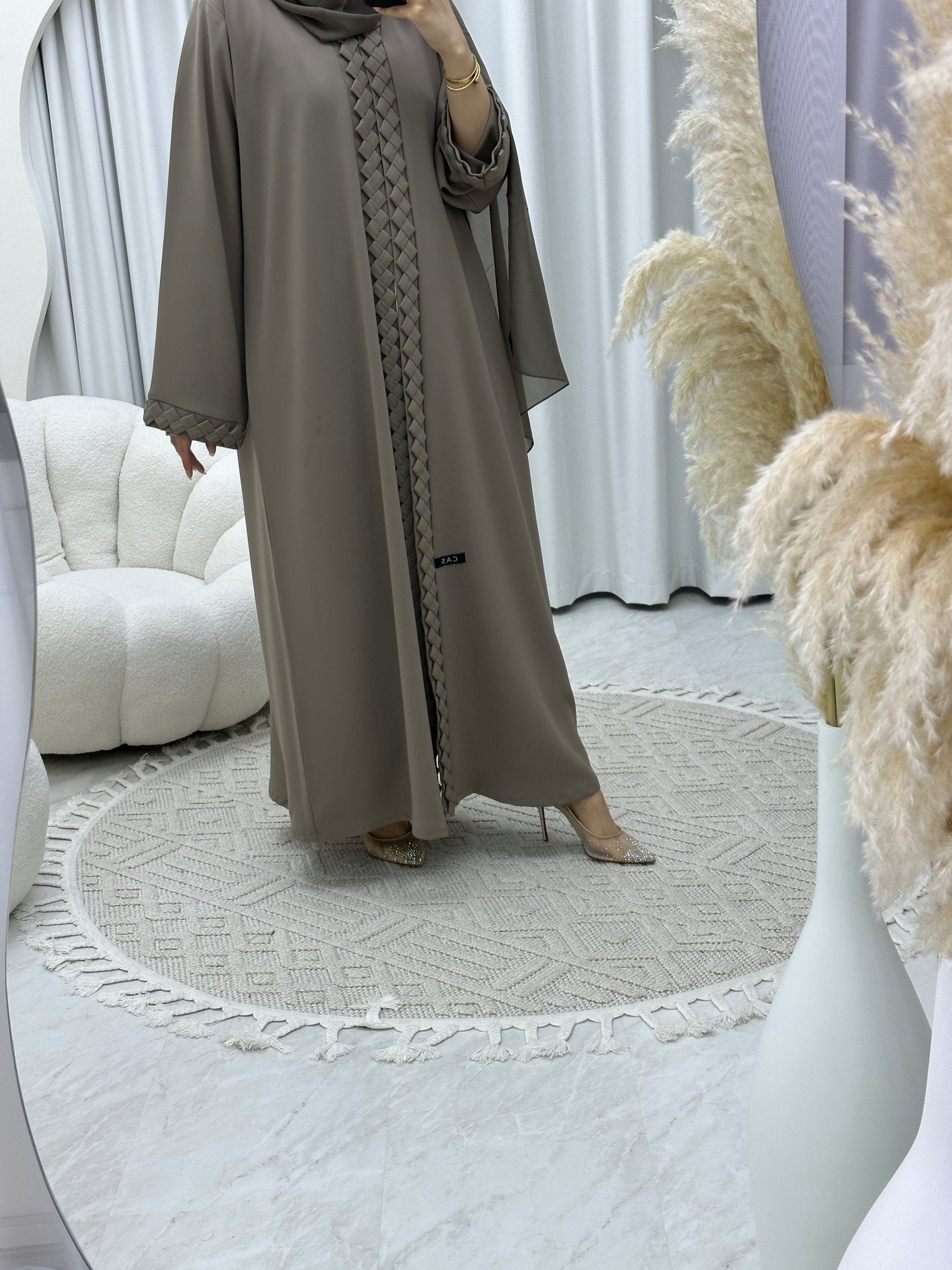 C 3D Checks Beige Abaya