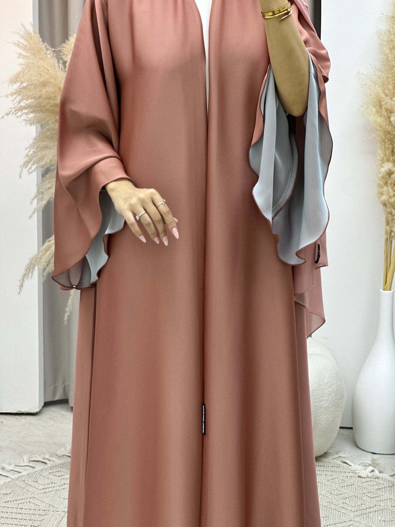 C Baby Pink Kloosh Duotone Abaya