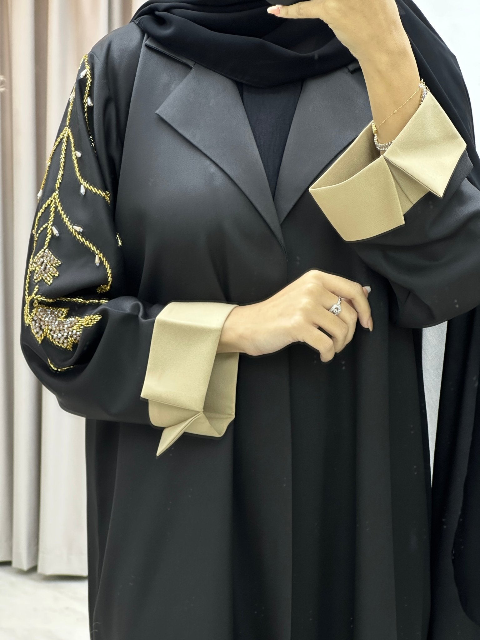 C Black Beige Handwork Abaya Set