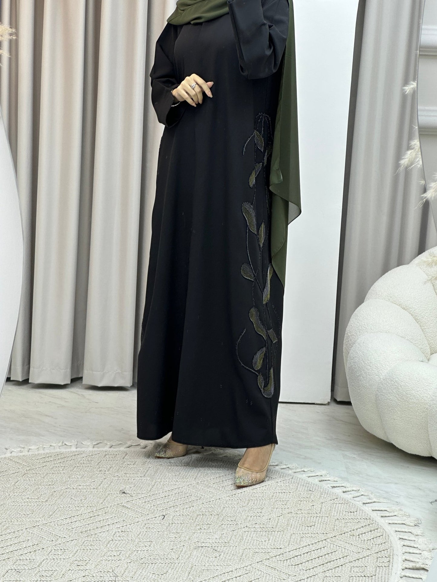 C Black Green Handwork Abaya Set