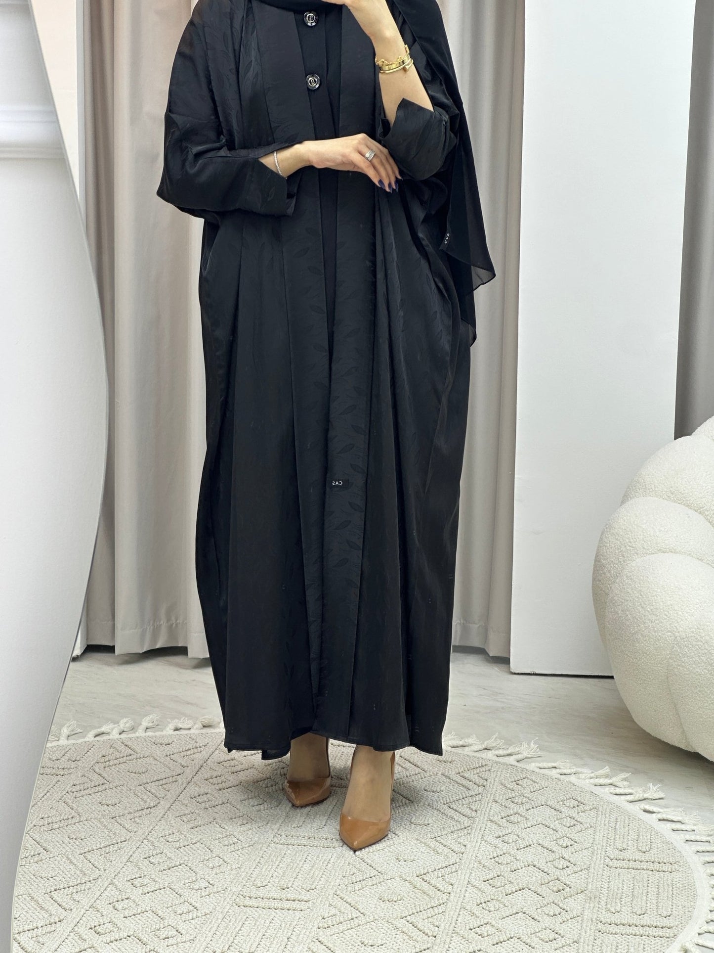 C Black Leaf Bisht Abaya