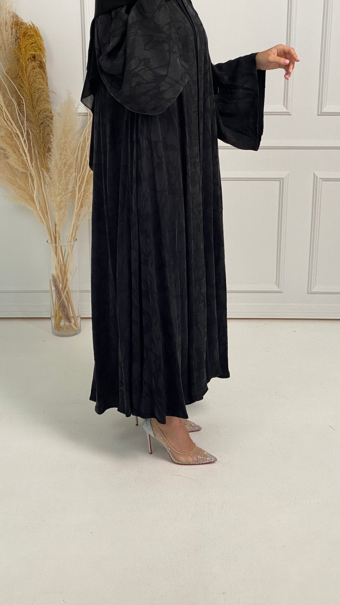 C - Black - Premium - Abaya