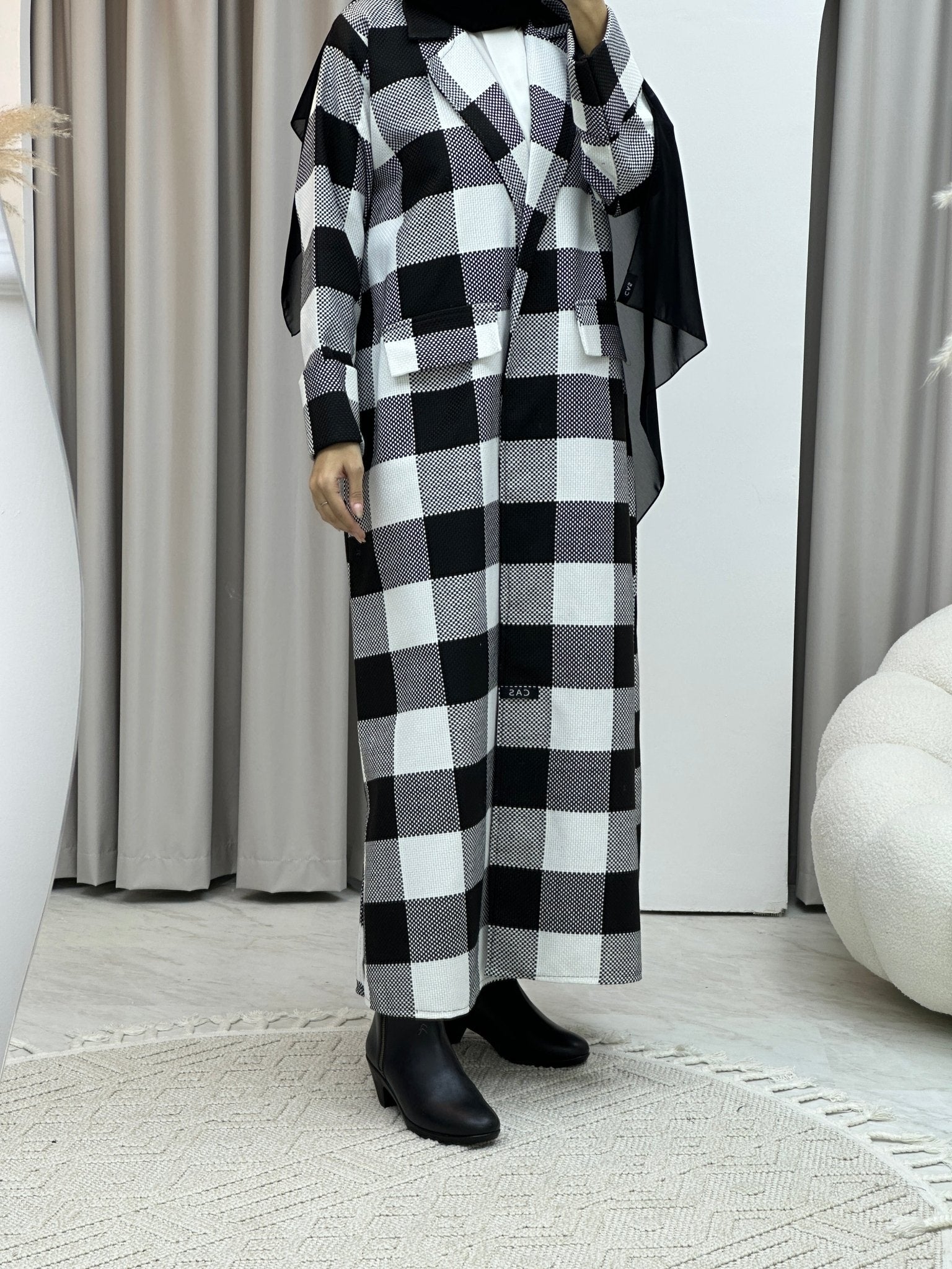 C Black White Winter Coat Abaya