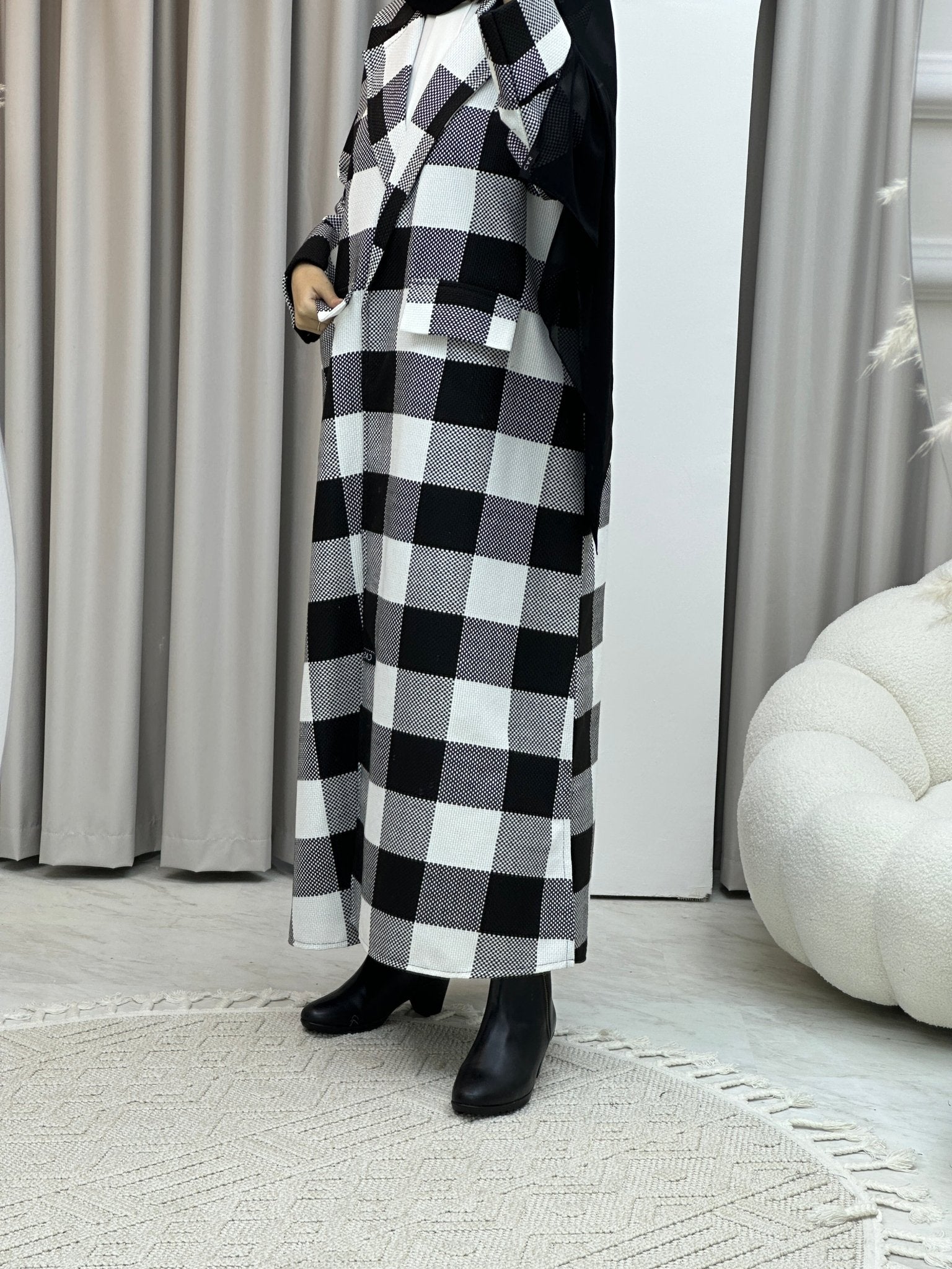 C Black White Winter Coat Abaya