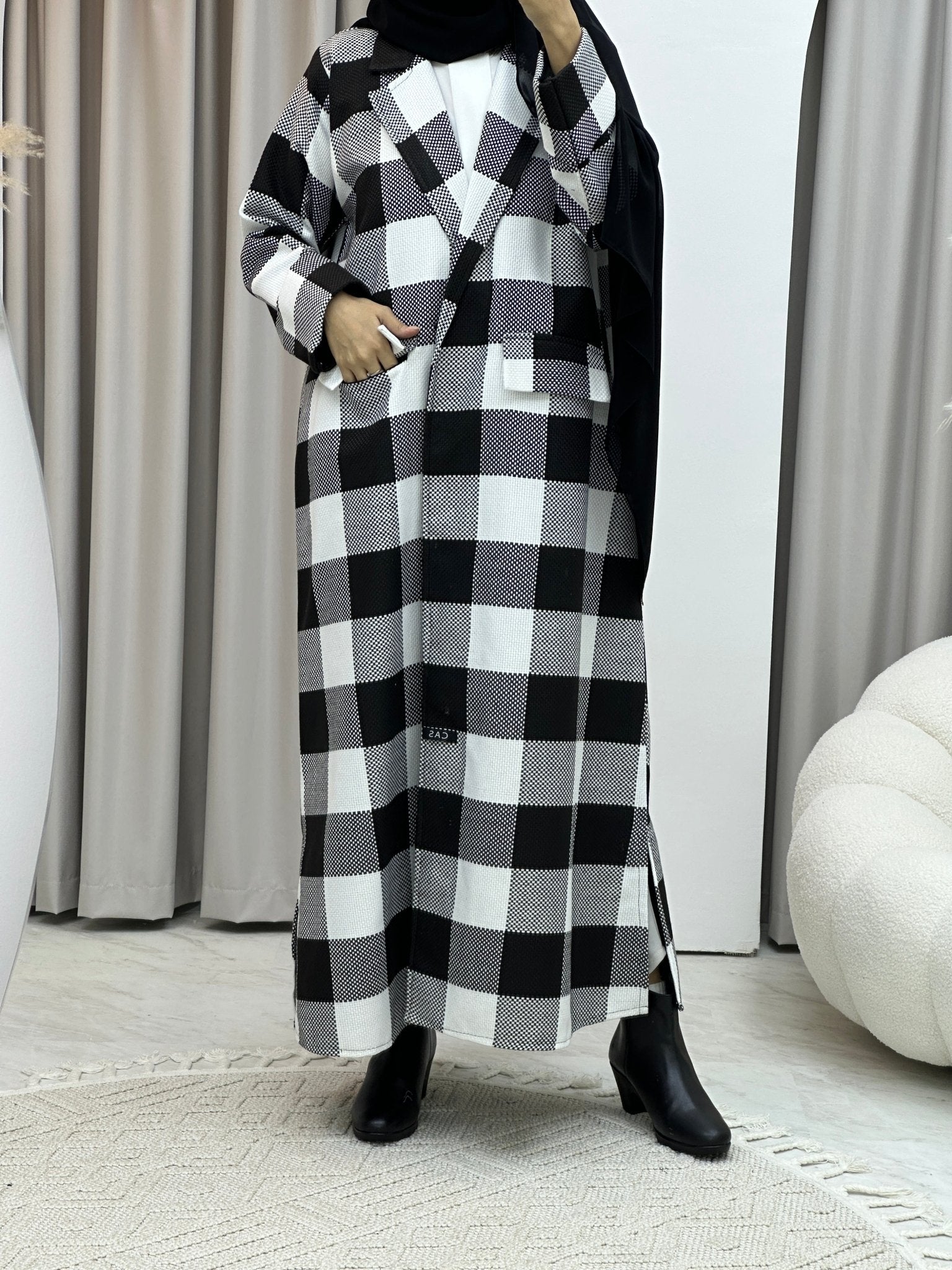 C Black White Winter Coat Abaya