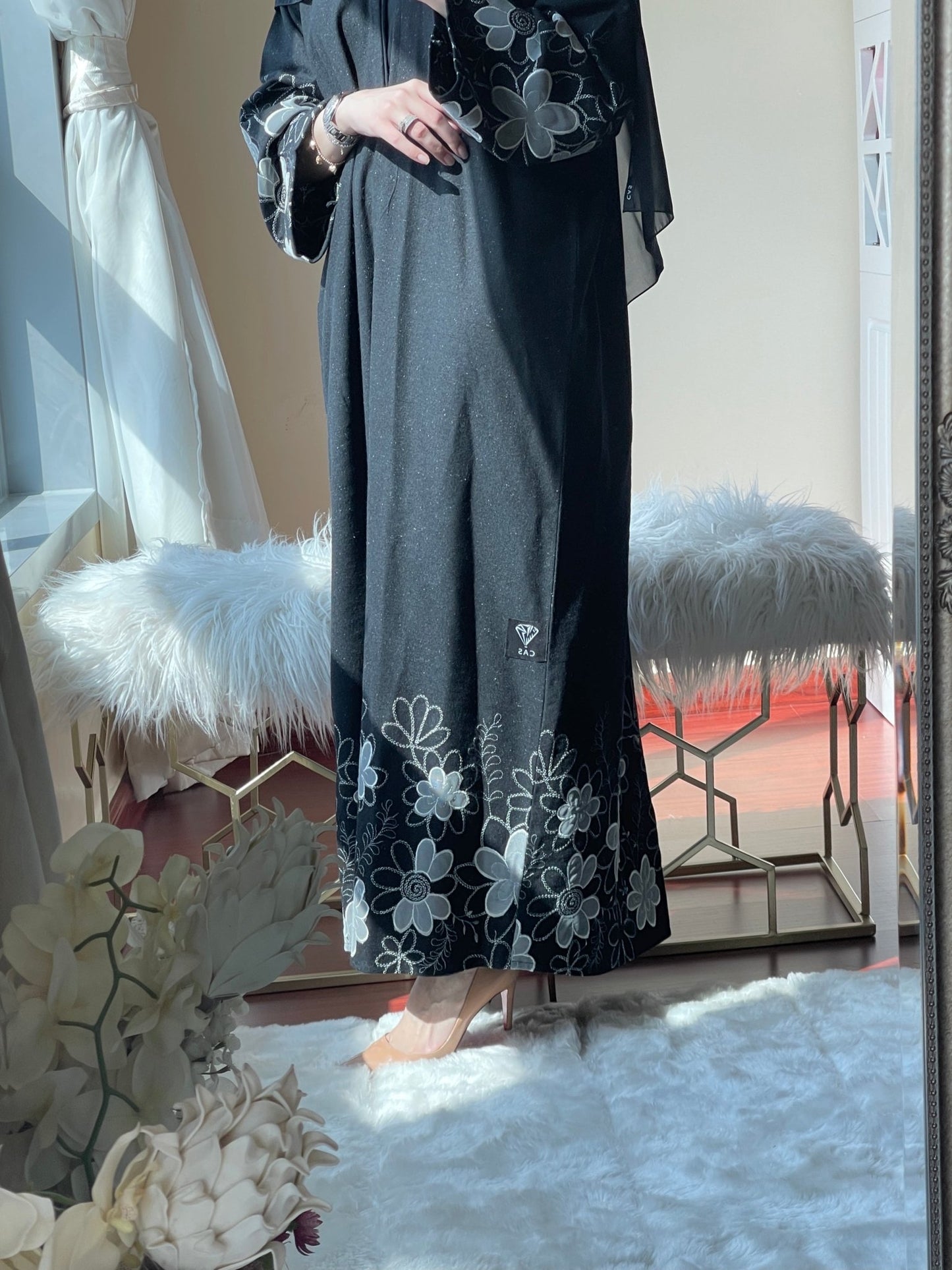 C - BlackFloral - Wool - Abaya