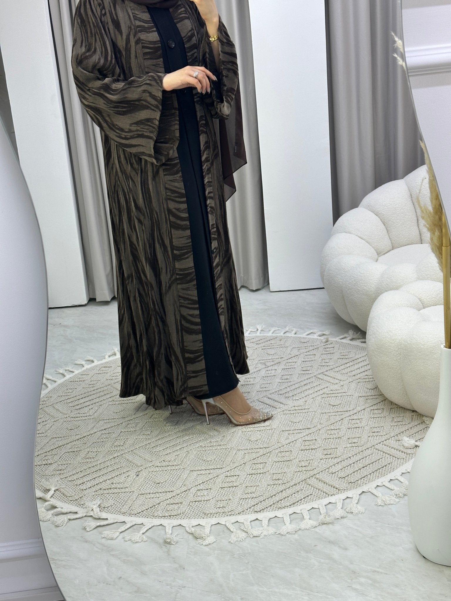 C Brown Swirl Premium Abaya