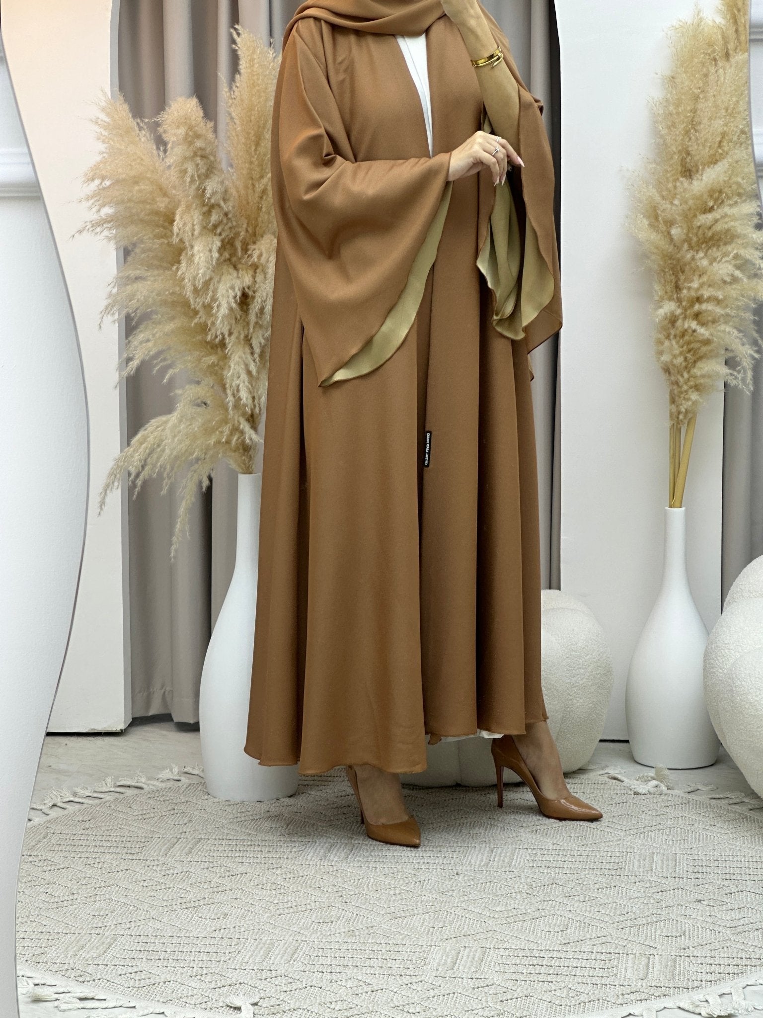 C Caramel Kloosh Duotone Abaya