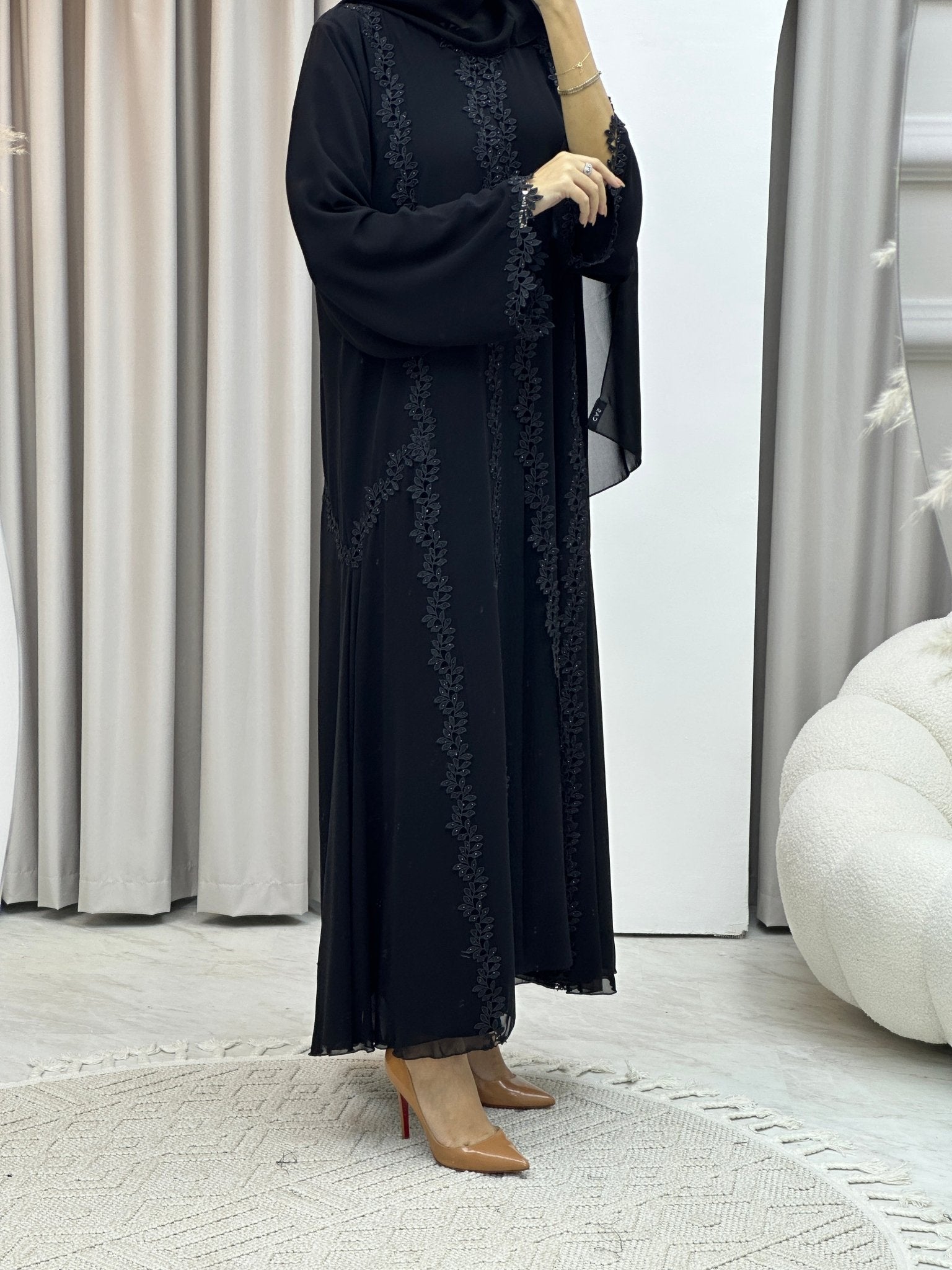 C Classic Black Lace Abaya Set