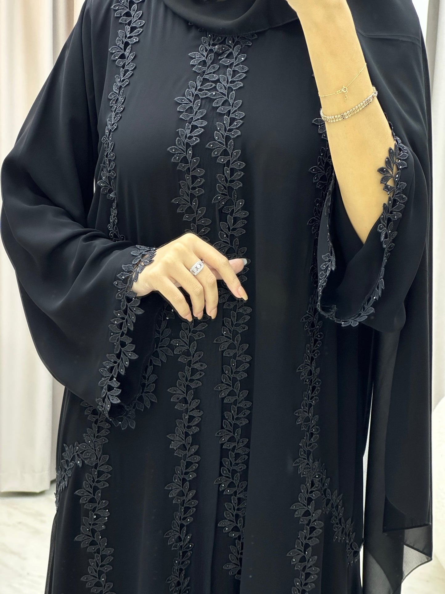 C Classic Black Lace Abaya Set