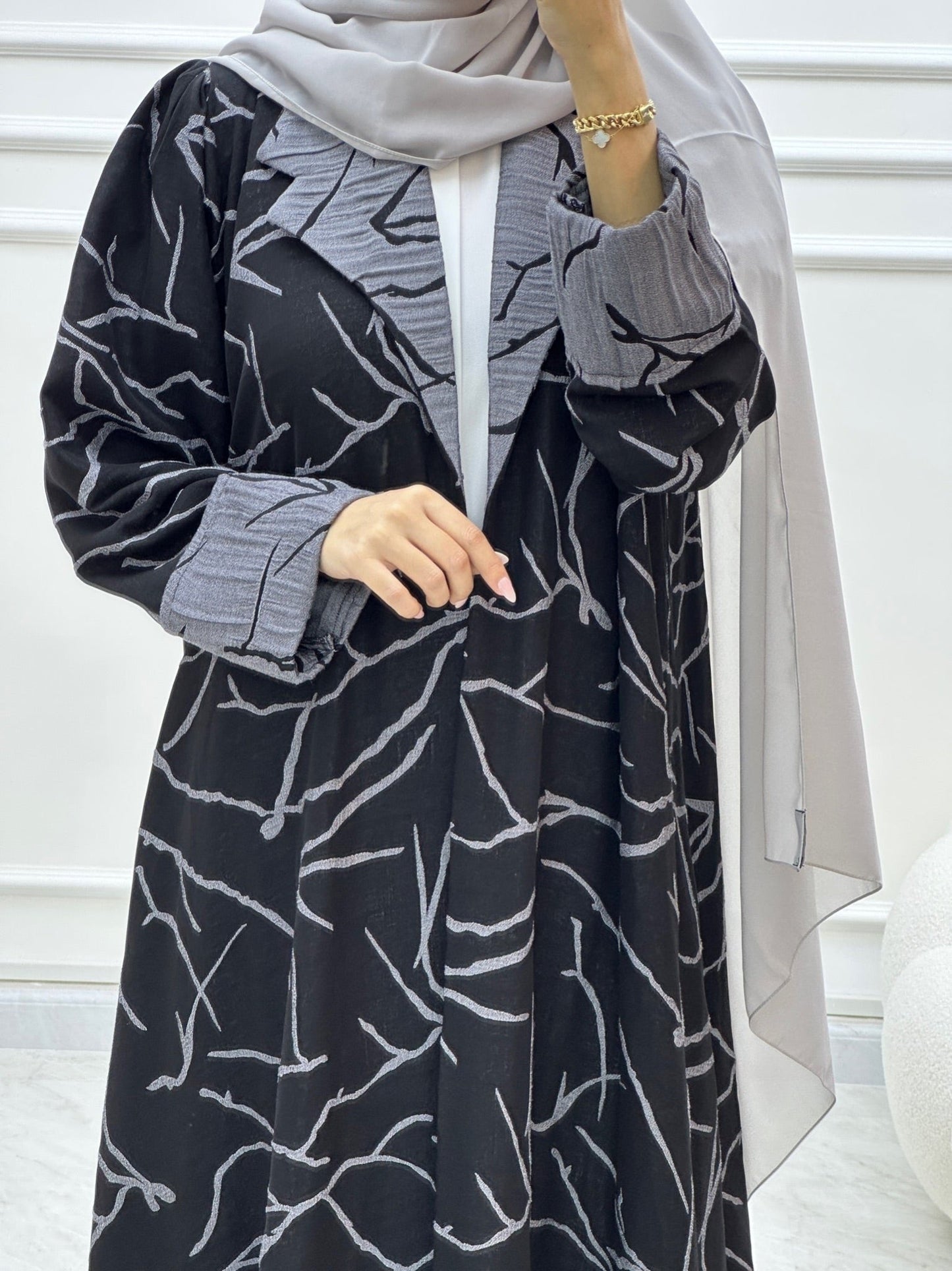 C Coat Budget Grey Abaya