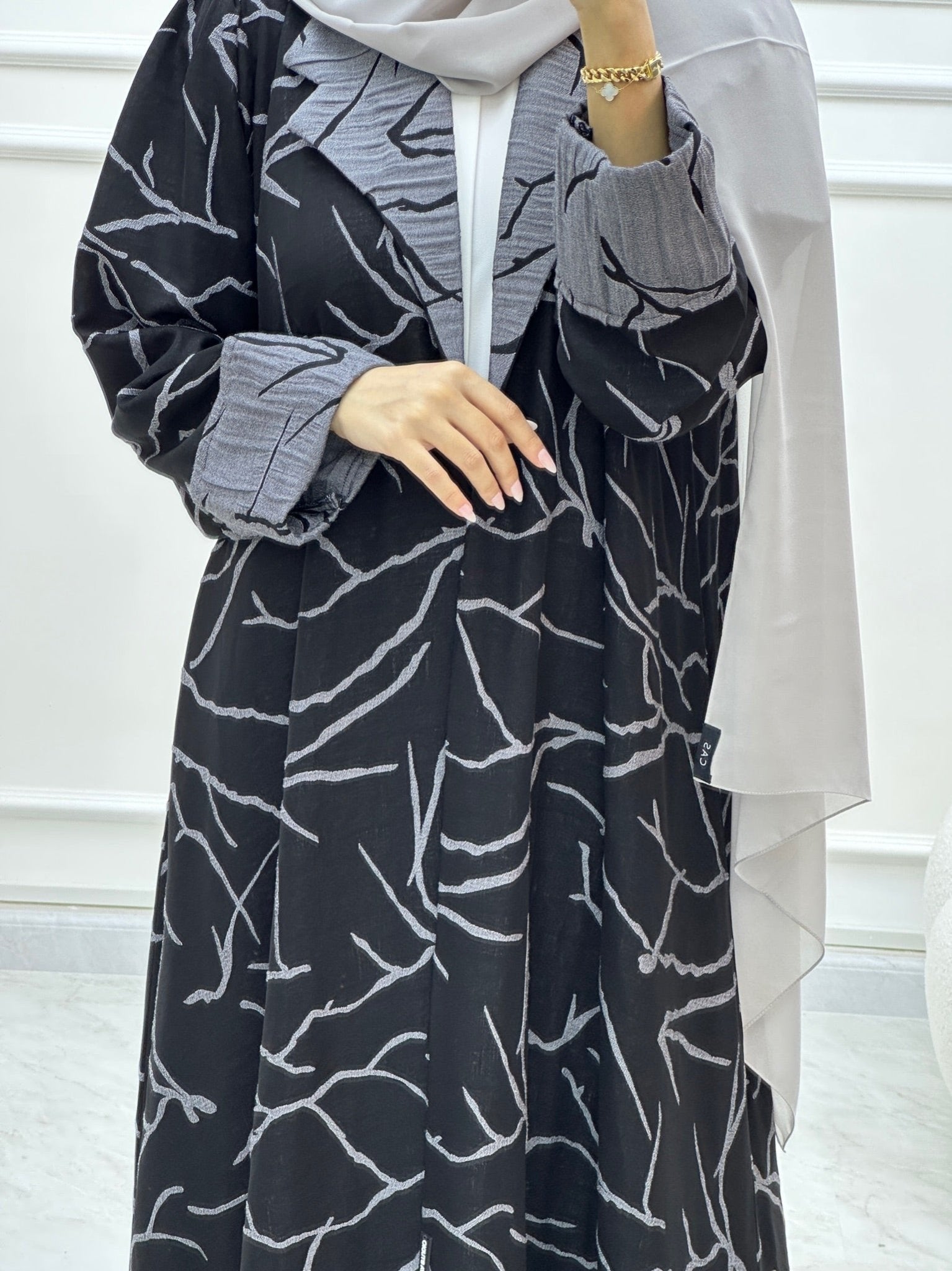 C Coat Budget Grey Abaya