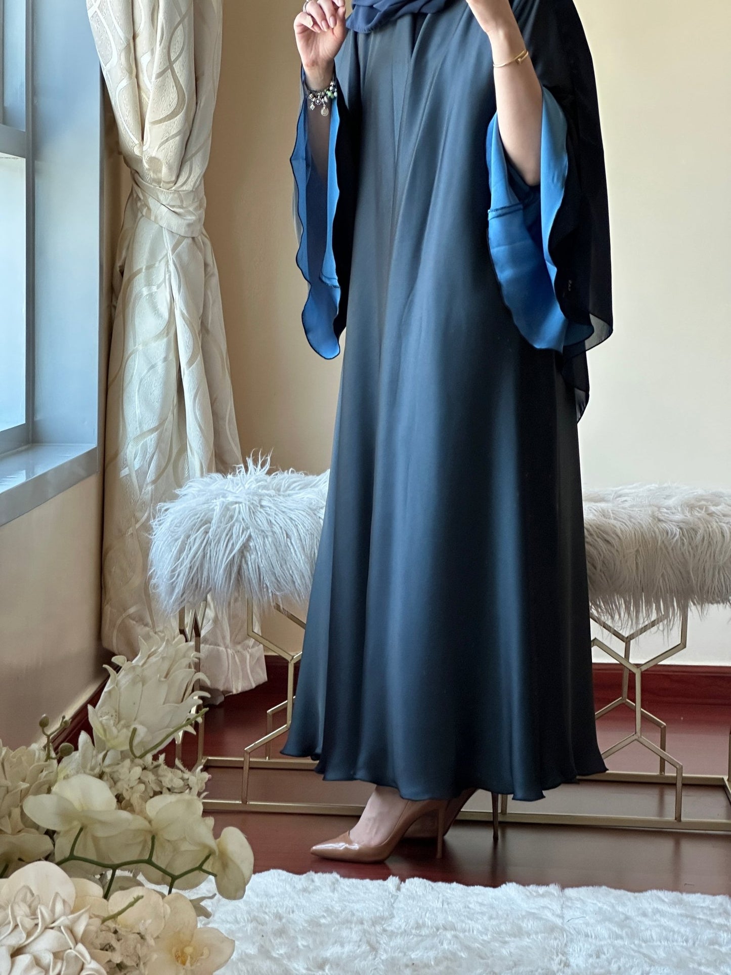 C - DarkBlue - LightBlue - Duotone - Abaya