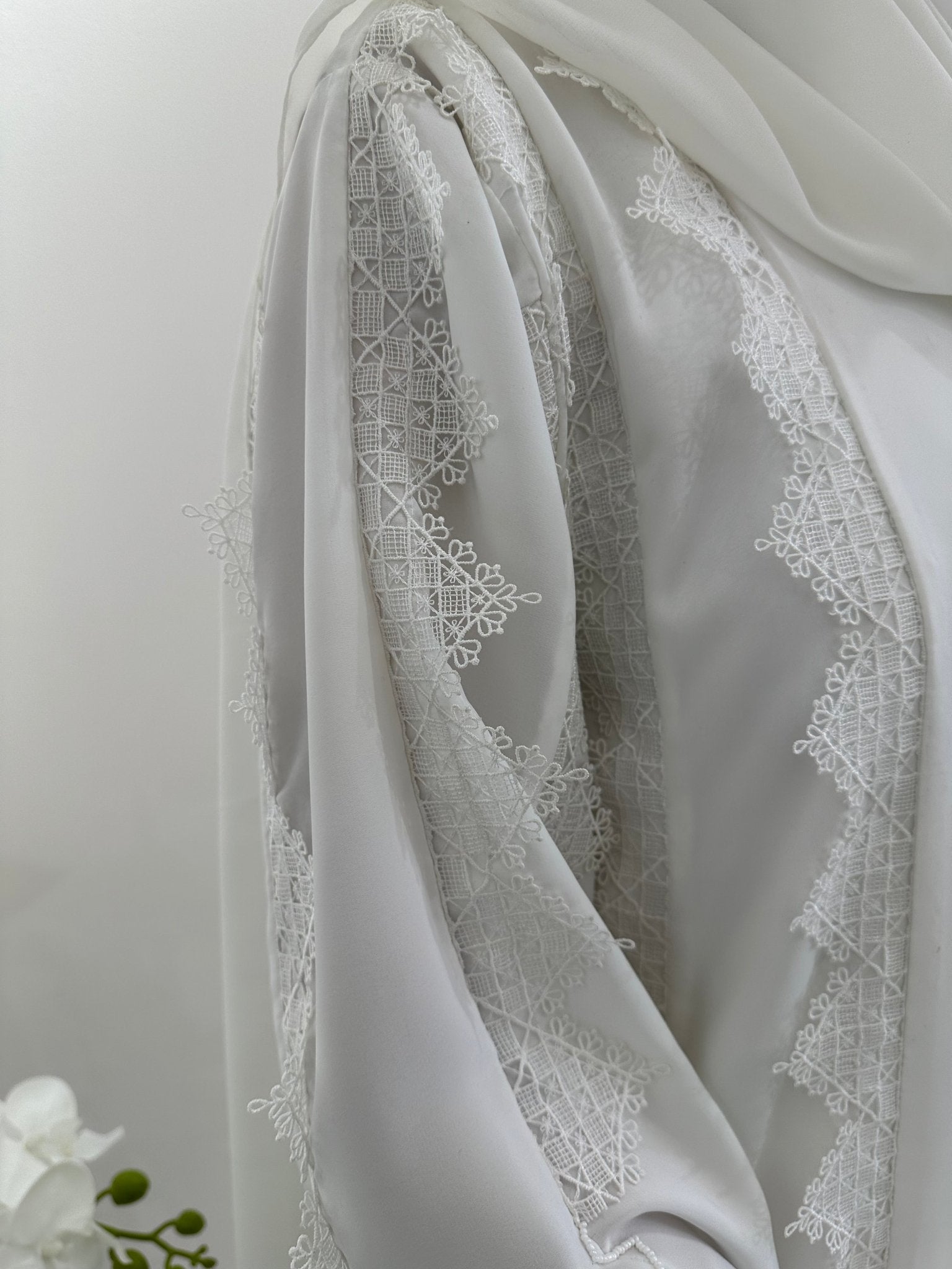 C Eid White Lace Abaya