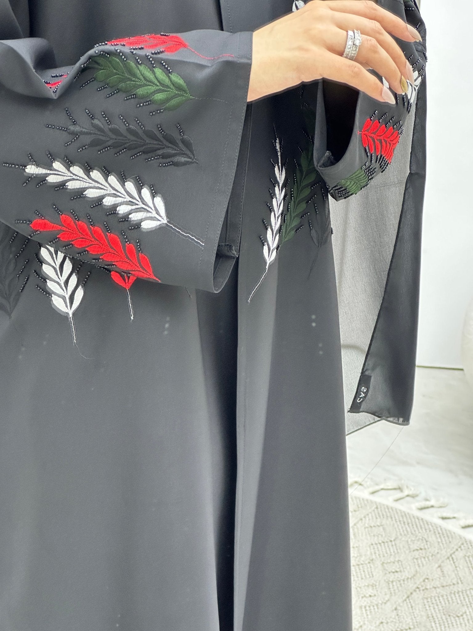 C Emirati National Day Abaya Set 03