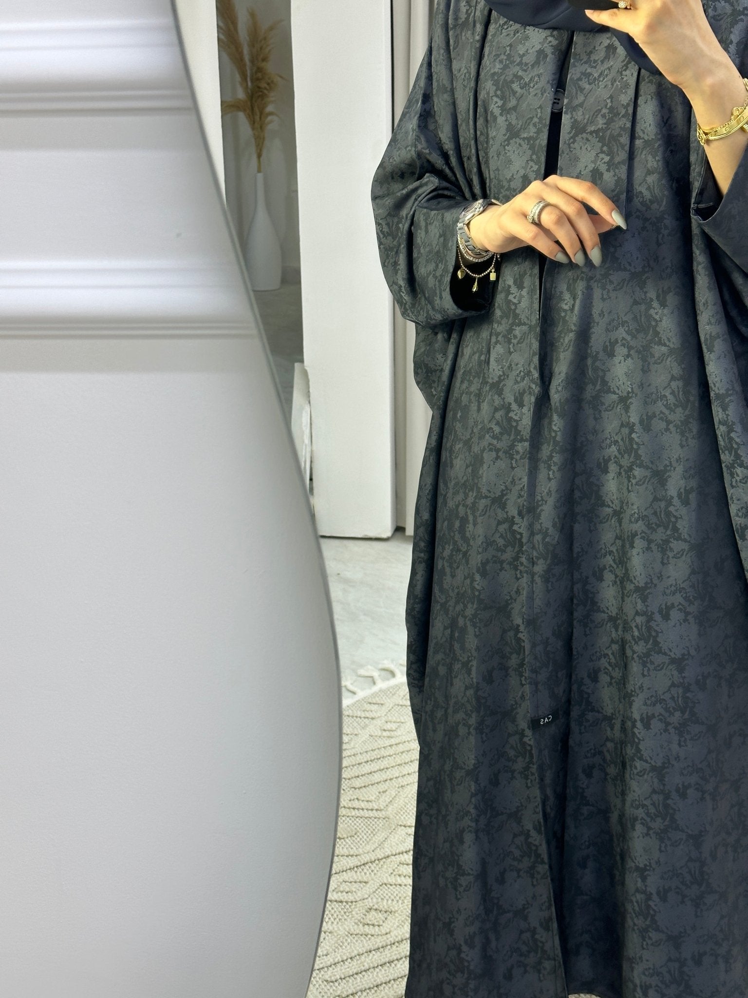 C Floral Navy Blue Bisht Abaya