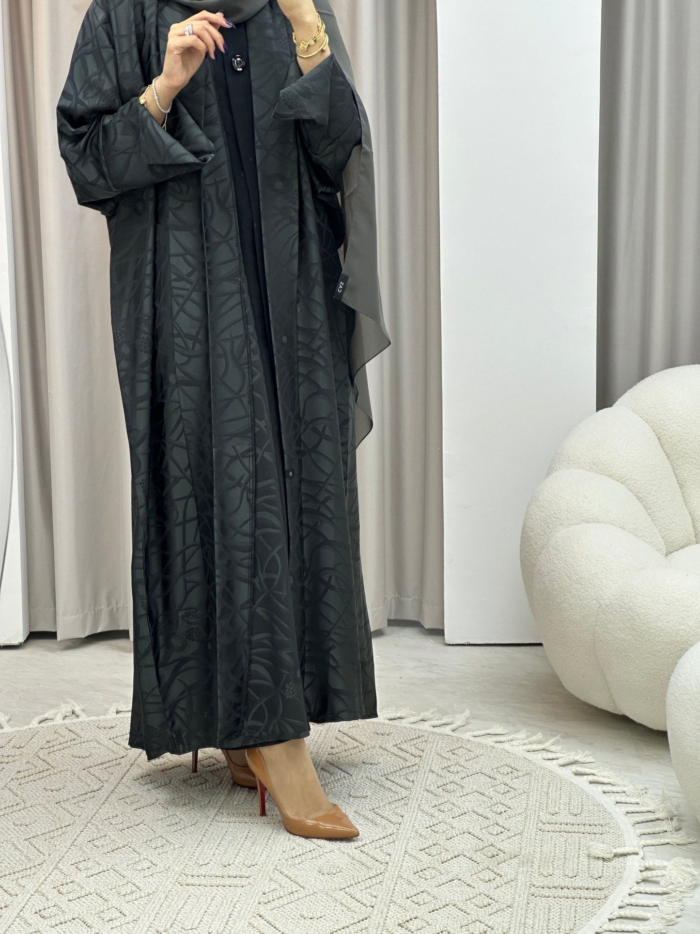 C Grey Swirl Bisht Abaya