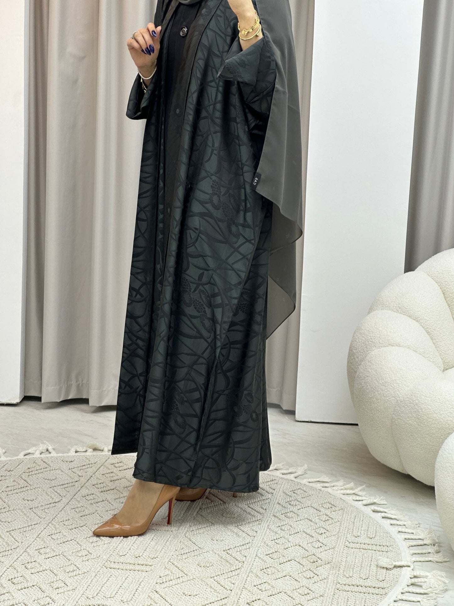 C Grey Swirl Bisht Abaya