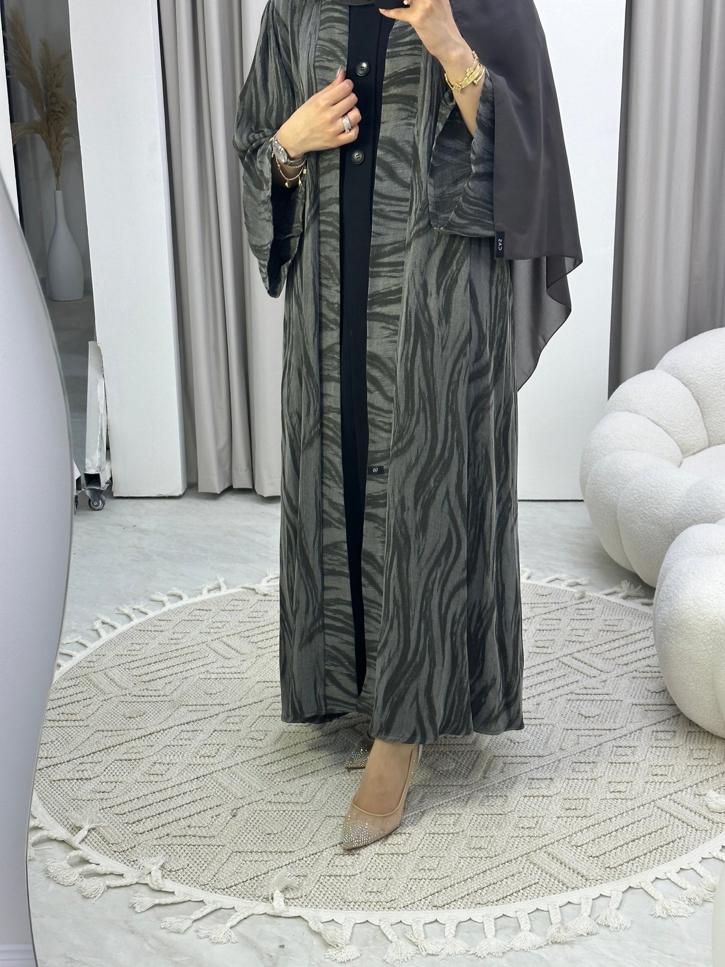 C Grey Swirl Premium Abaya