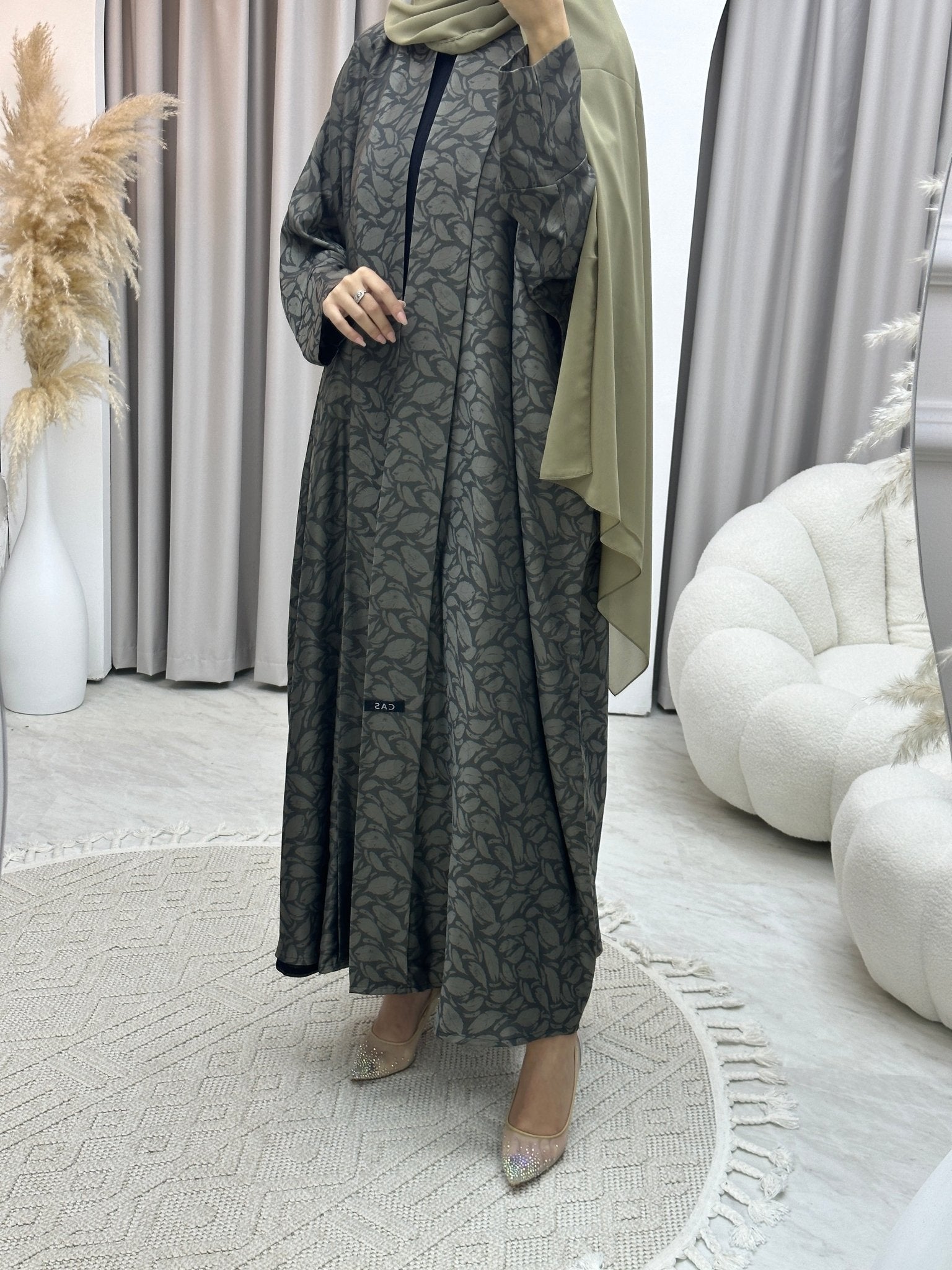 C Leaf Print Beige Bisht Abaya