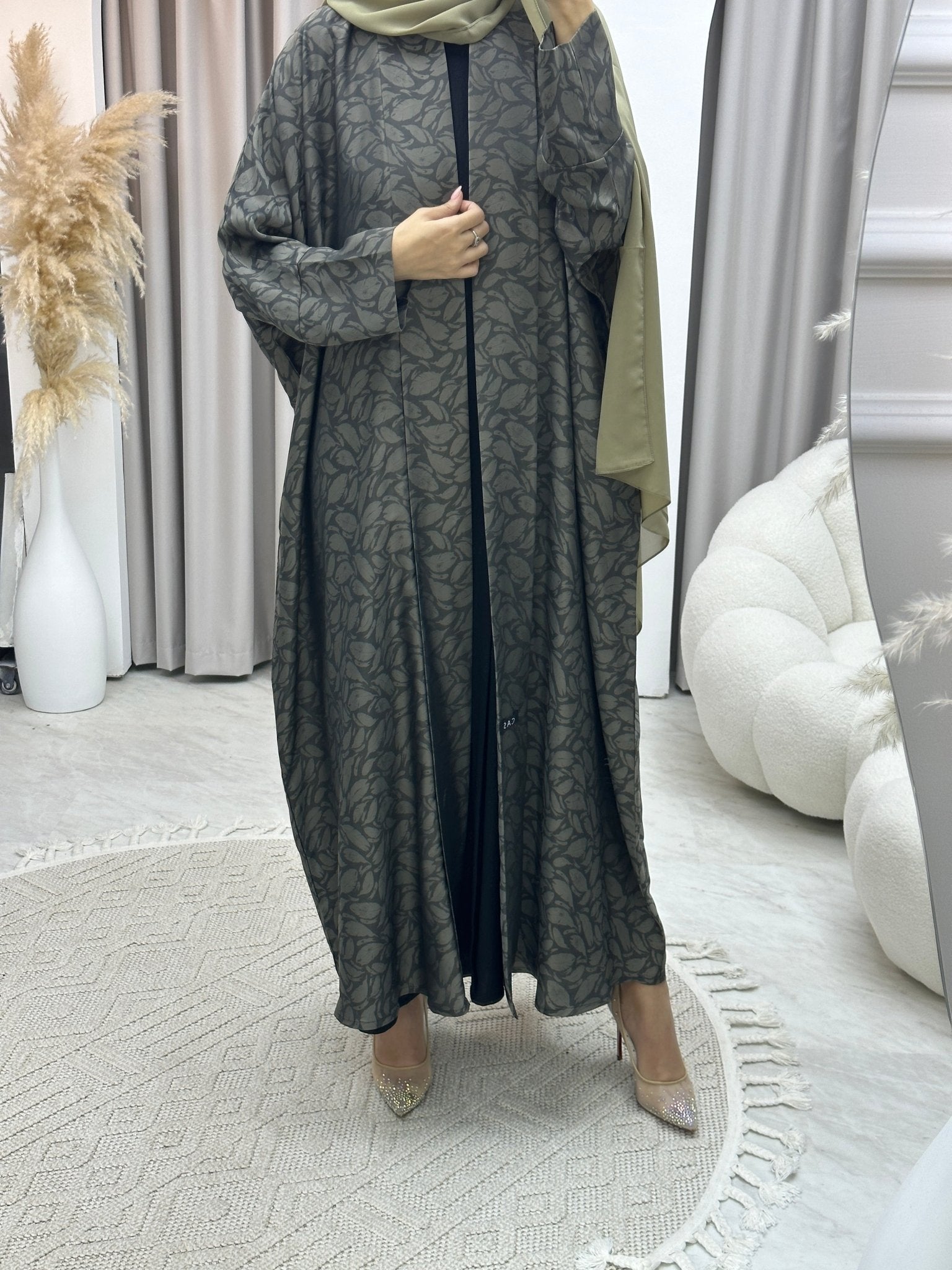 C Leaf Print Beige Bisht Abaya