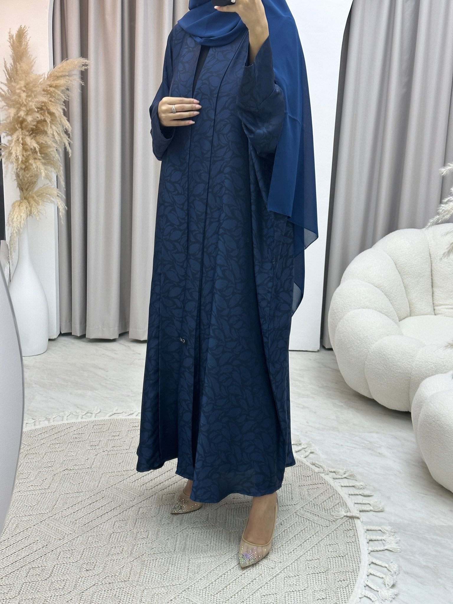 C Leaf Print Blue Bisht Abaya