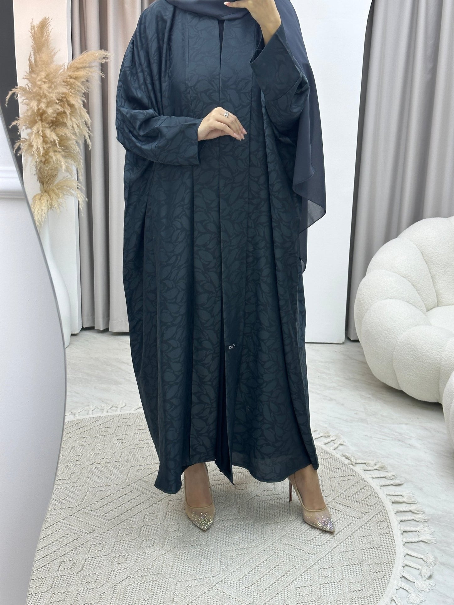 C Leaf Print Grey Bisht Abaya