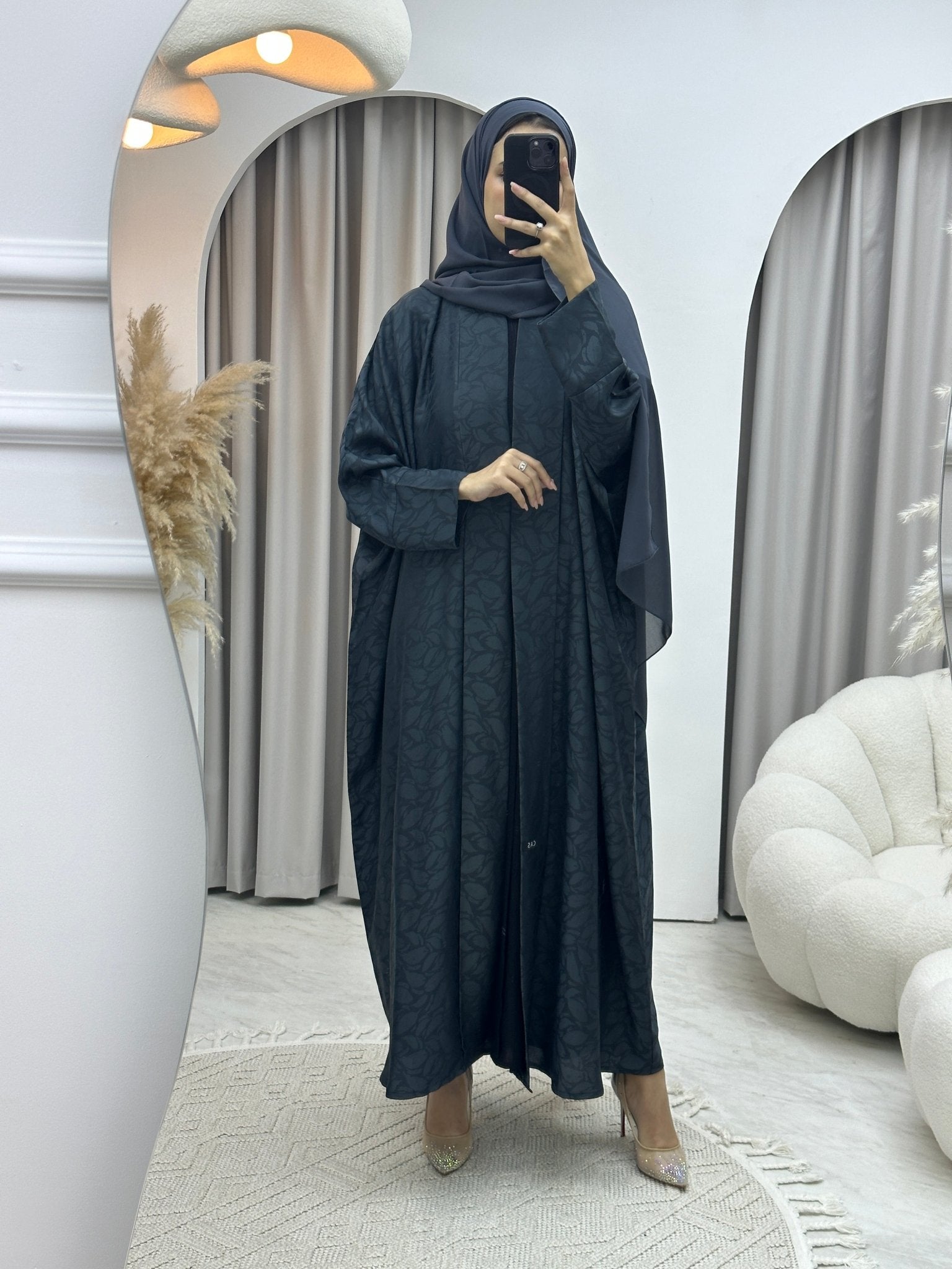 C Leaf Print Grey Bisht Abaya