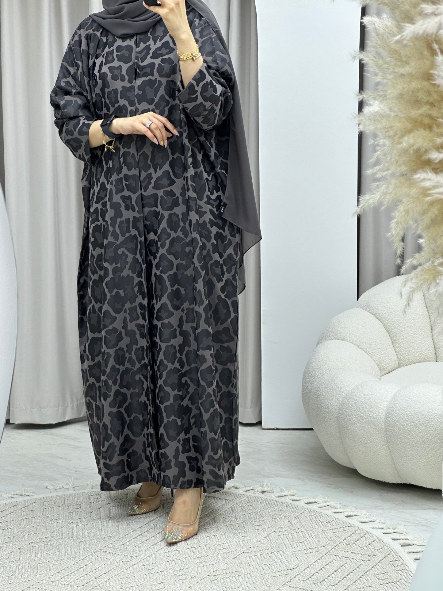 C Leopard Print Grey Winter Abaya