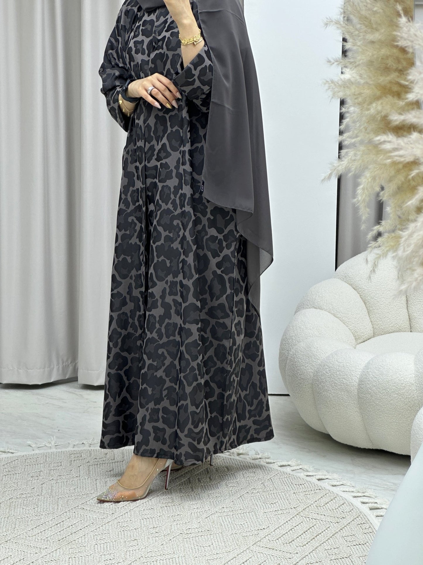 C Leopard Print Grey Winter Abaya