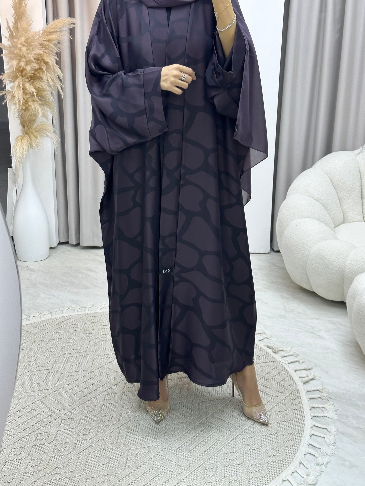 C Marble Geometric Bisht Purple Abaya