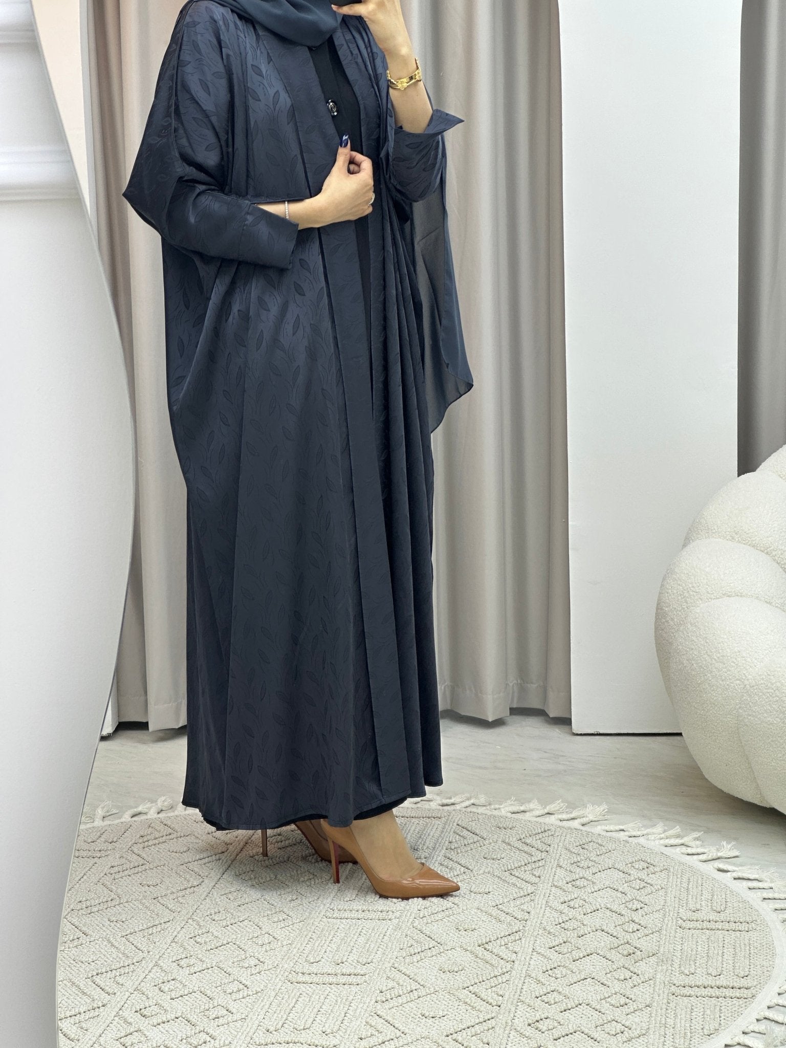 C Navy Blue Leaf Bisht Abaya