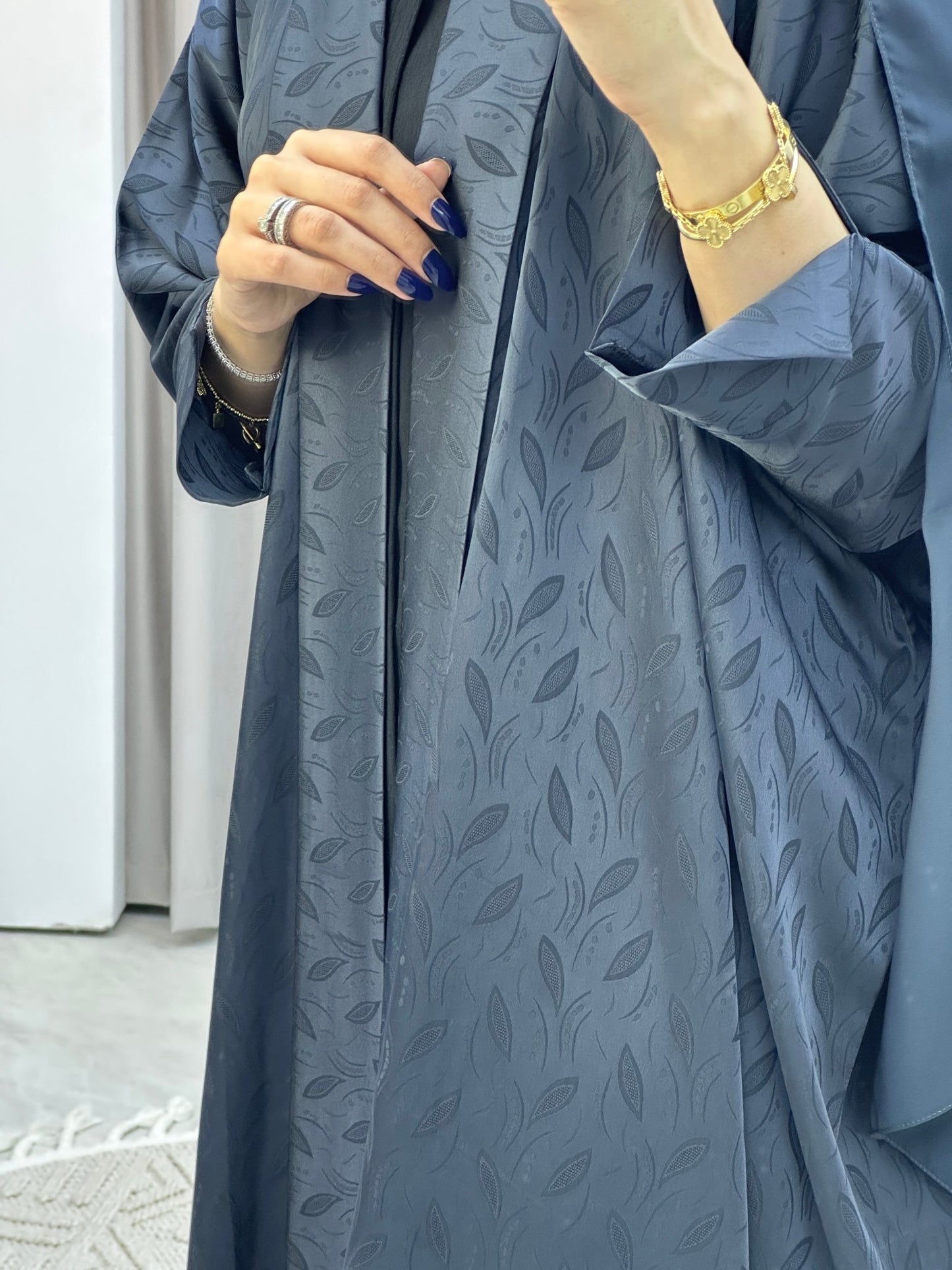 C Navy Blue Leaf Bisht Abaya