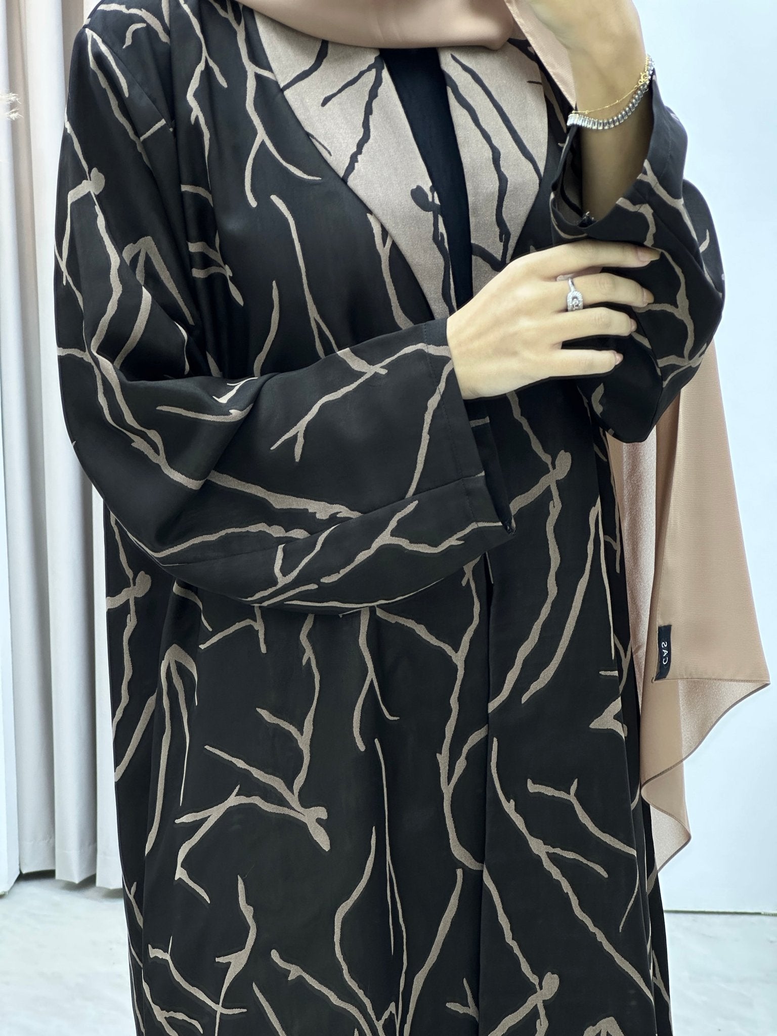 C Paint Stroke Winter Beige Coat Abaya