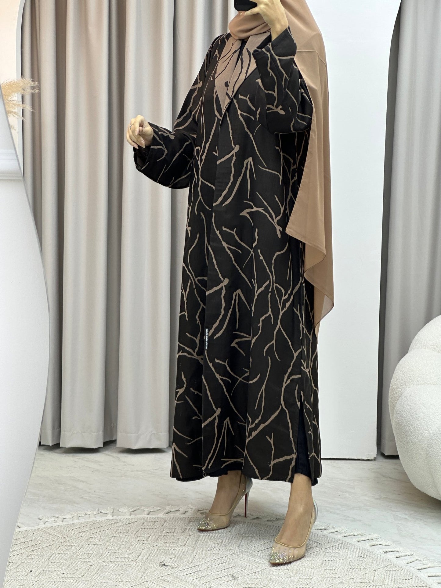 C Paint Stroke Winter Beige Coat Abaya