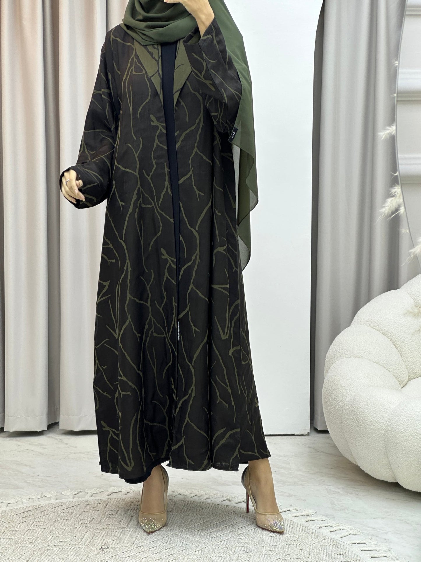 C Paint Stroke Winter Green Coat Abaya