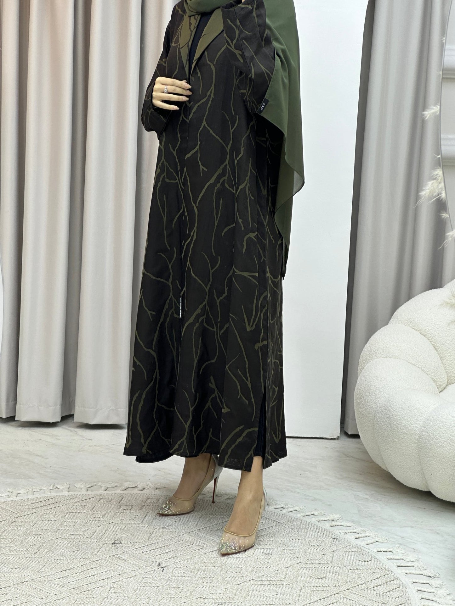 C Paint Stroke Winter Green Coat Abaya