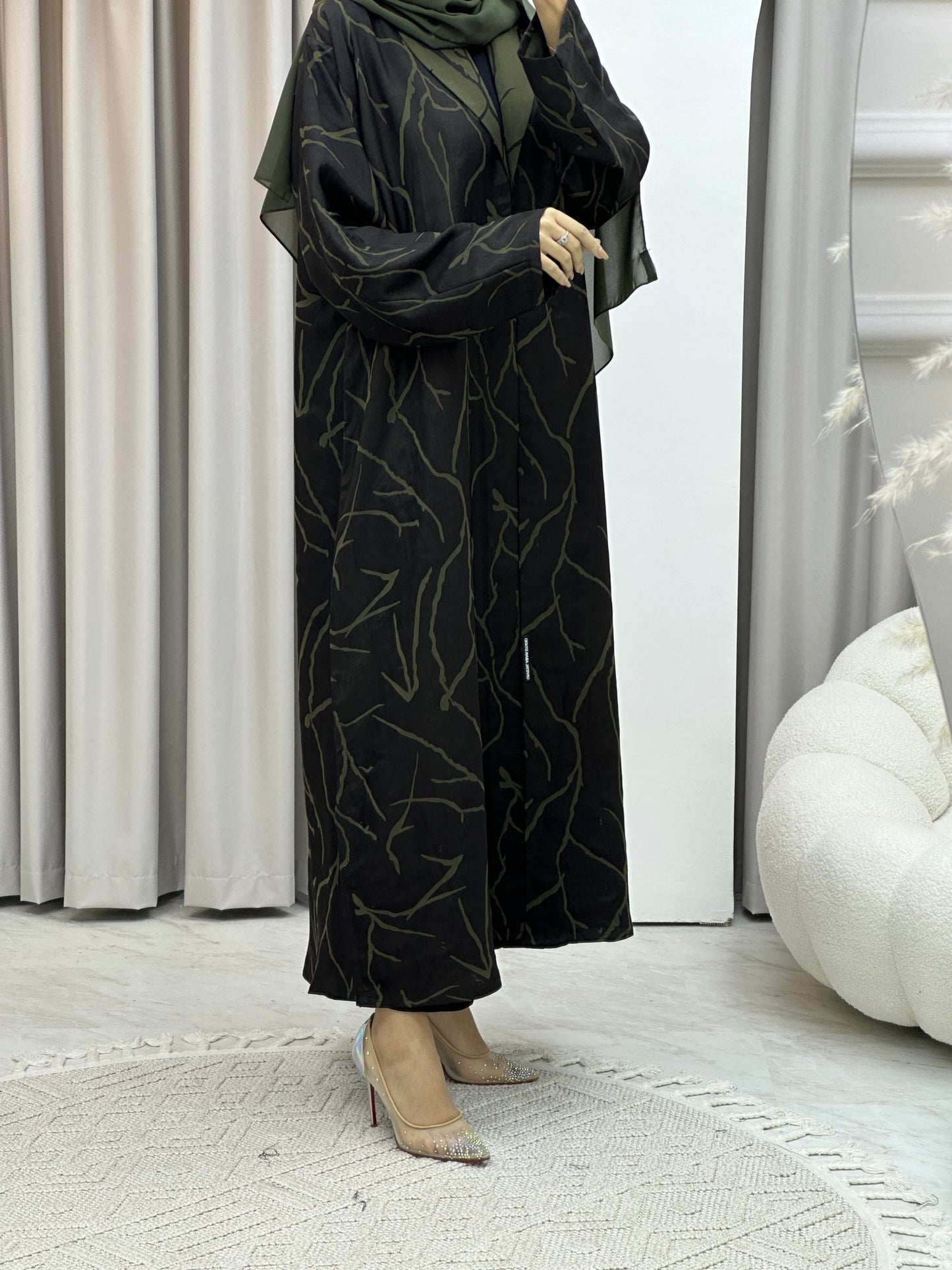 C Paint Stroke Winter Green Coat Abaya