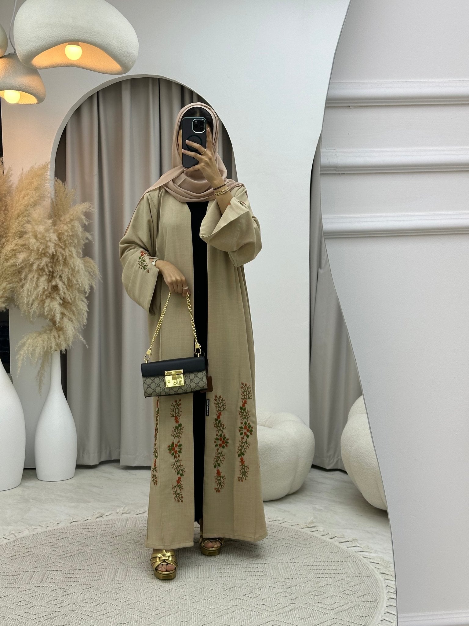 C RTW 0135-02 Beige Embroidery Abaya