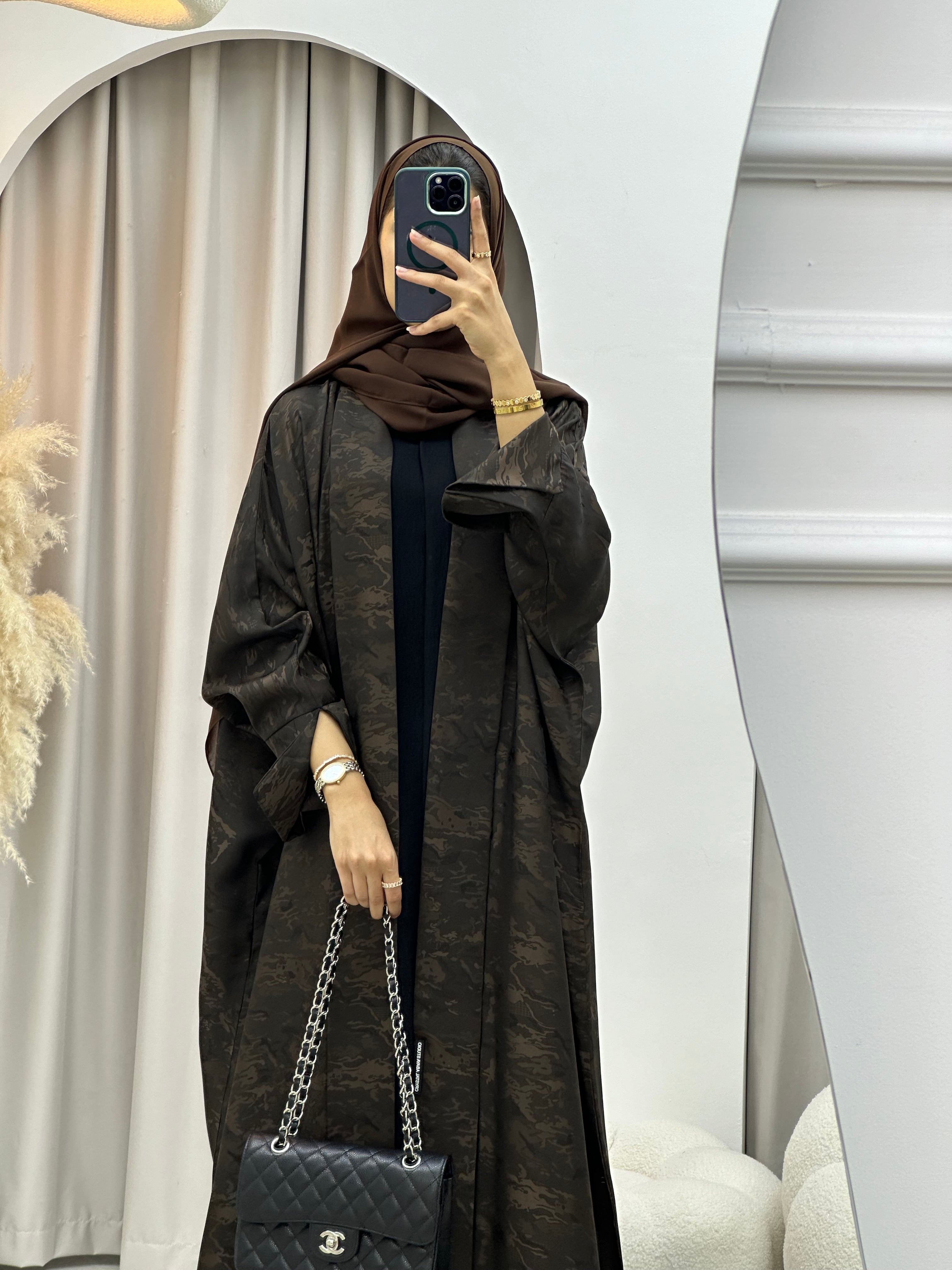C RTW 0158-04 Brown Camo Bisht Abaya