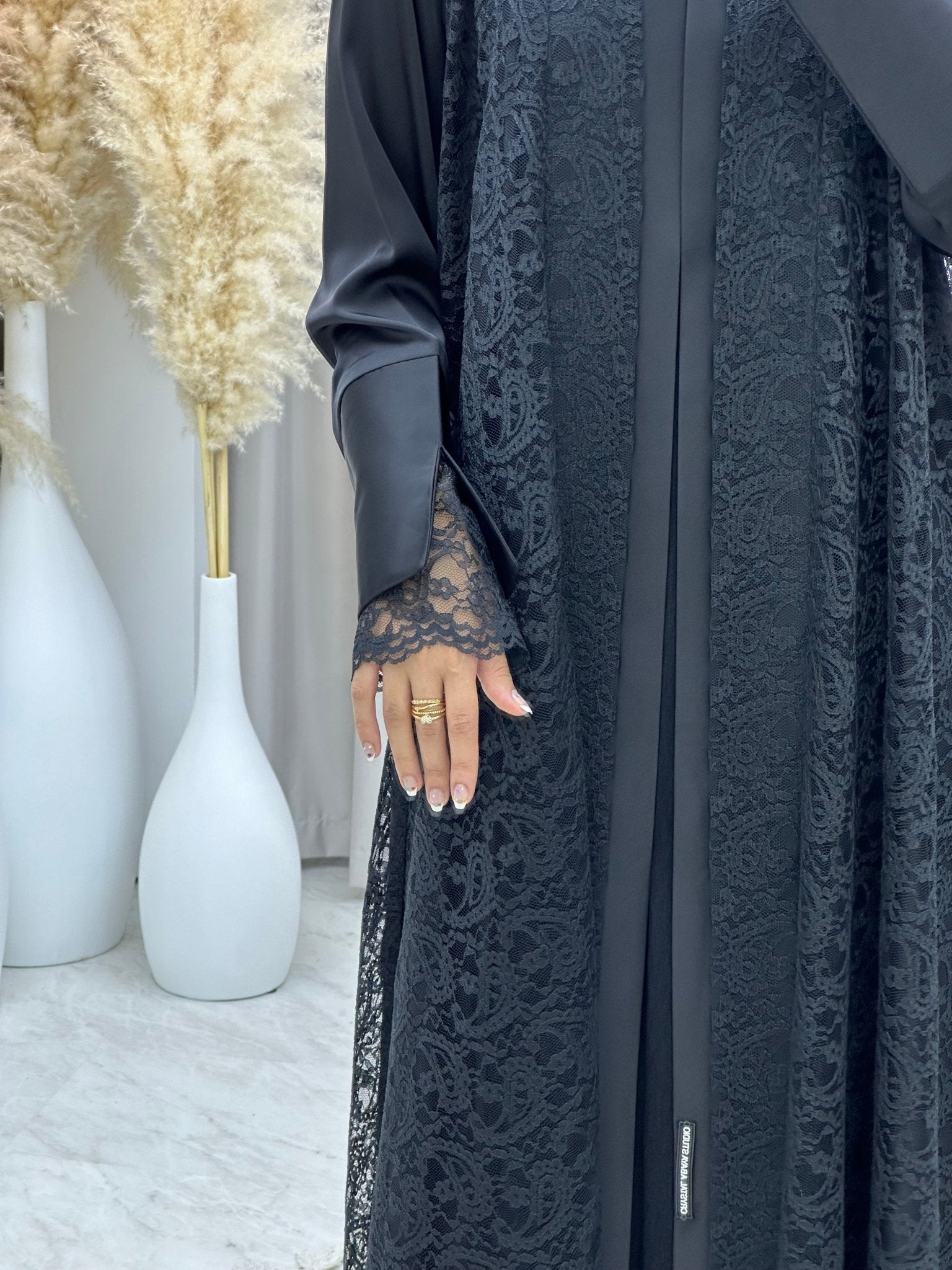 C RTW 0192 Dantel Black Abaya