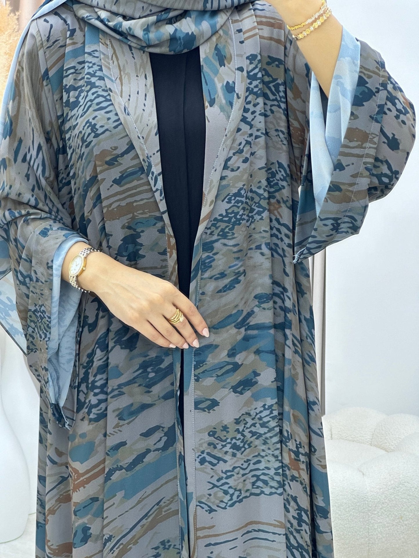 C RTW 0258 - 02 Peacock Print Abaya