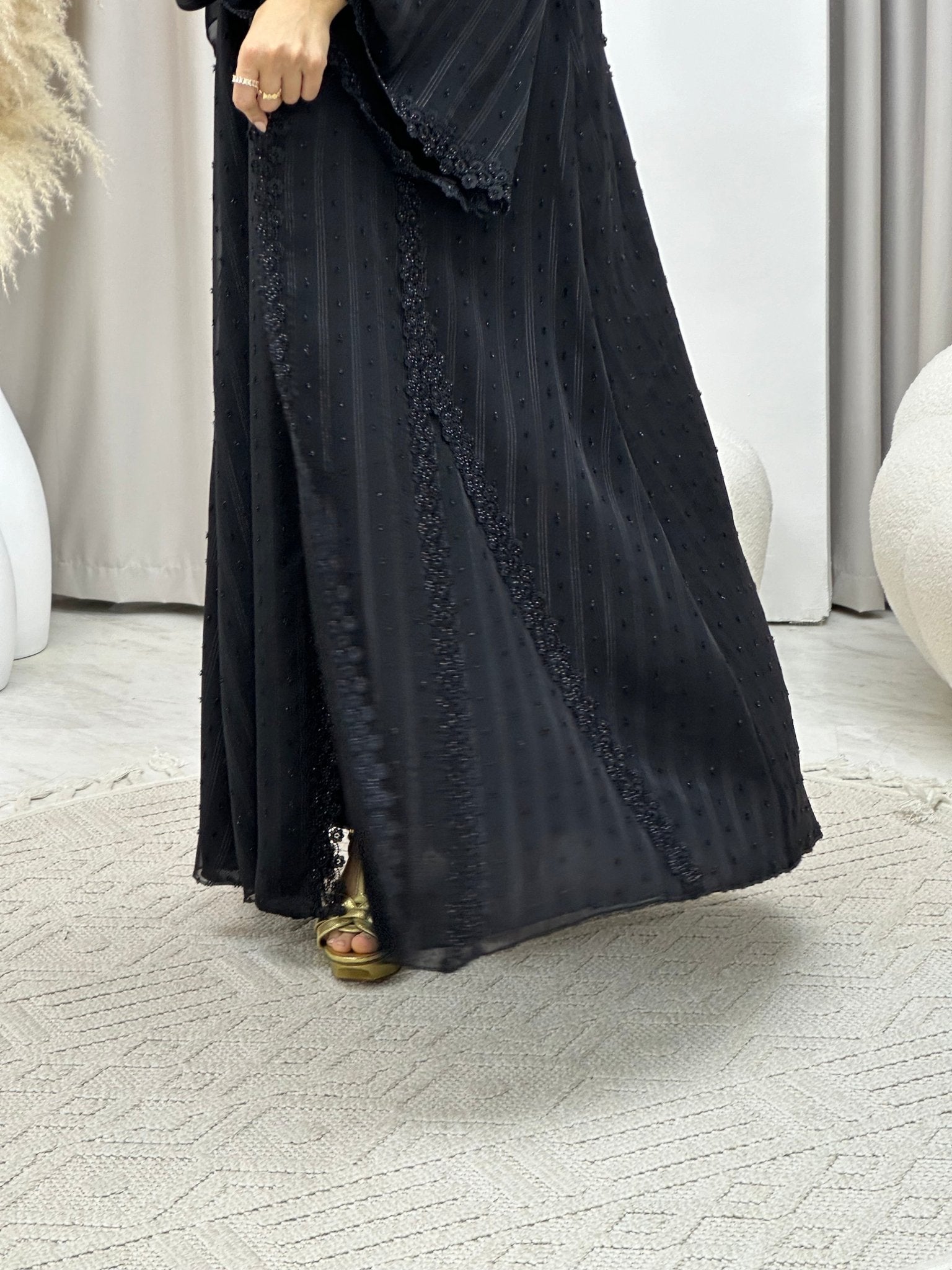 C RTW 0262 Black Lace Abaya