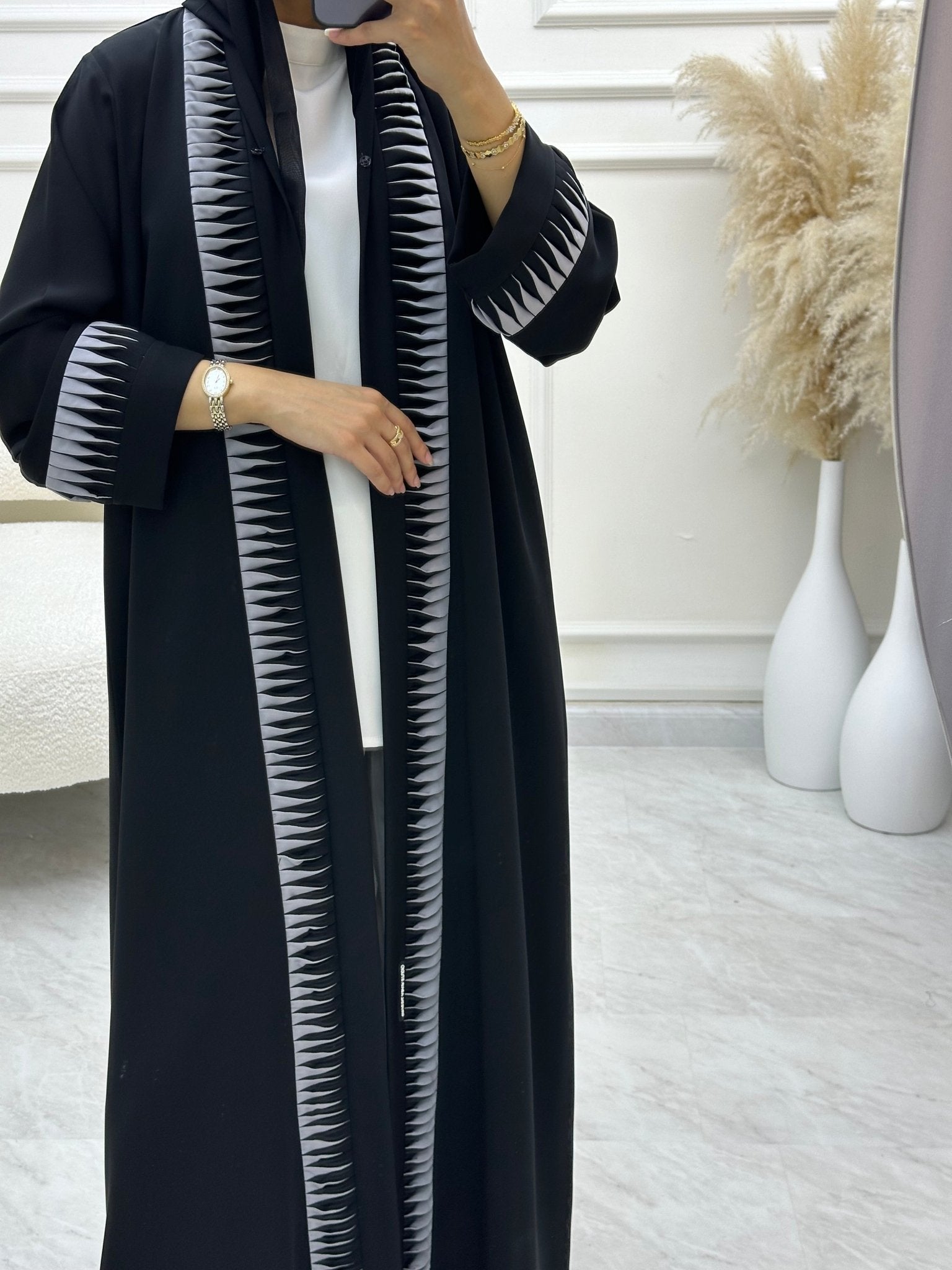 C RTW 0619 Grey Black Abaya