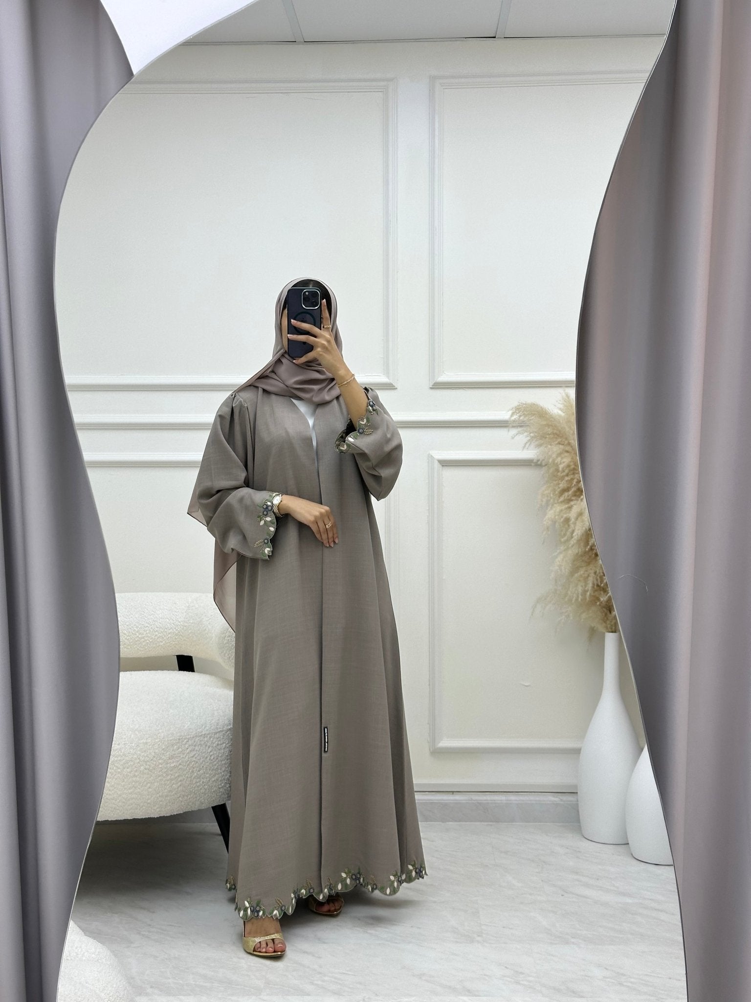 C RTW 0620 Embroidered Beige Abaya